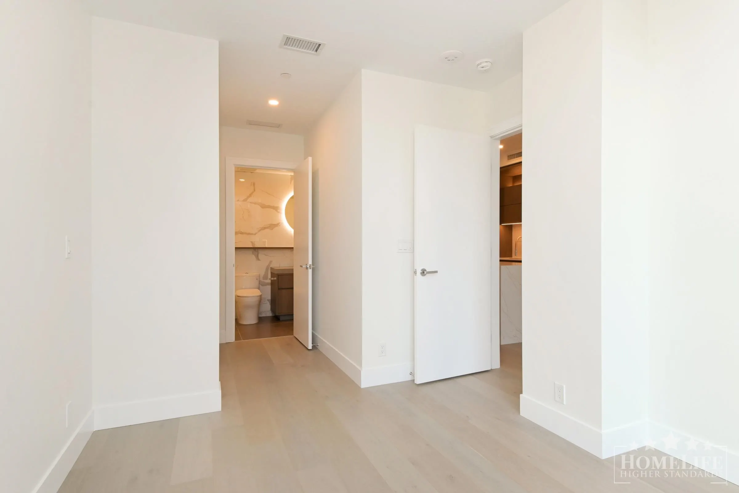 303 1342 Johnston Road