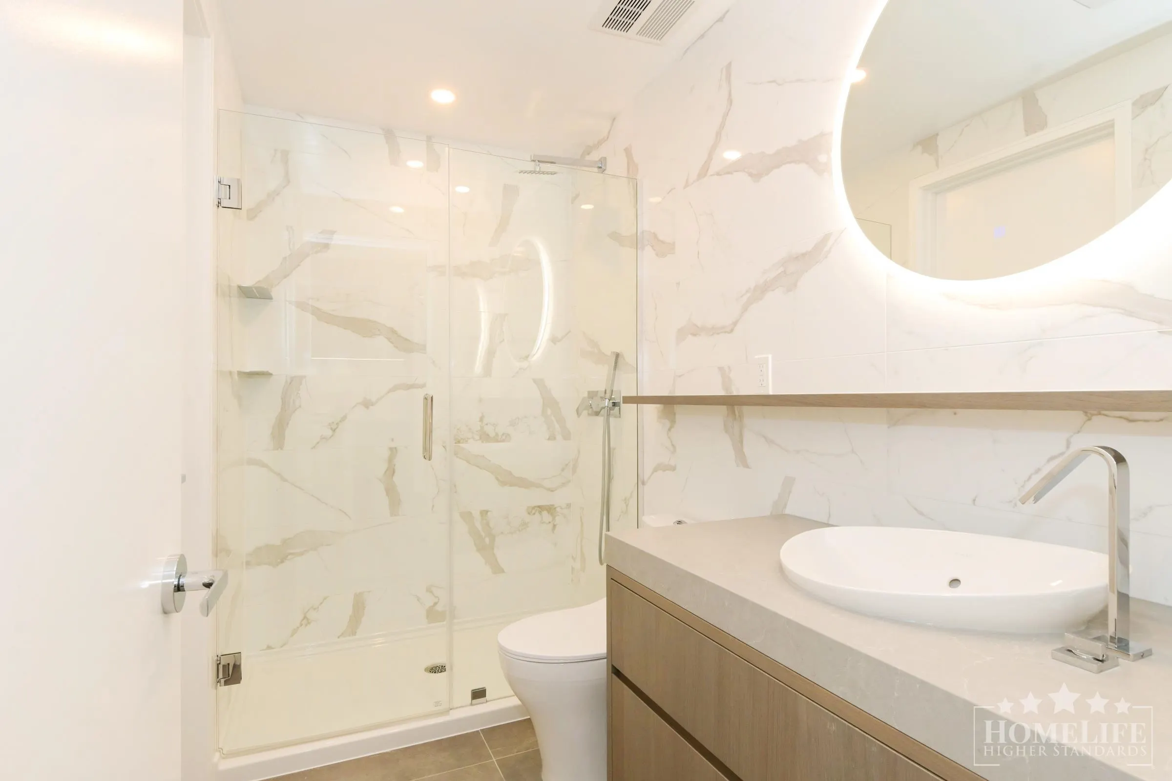 303 1342 Johnston Road