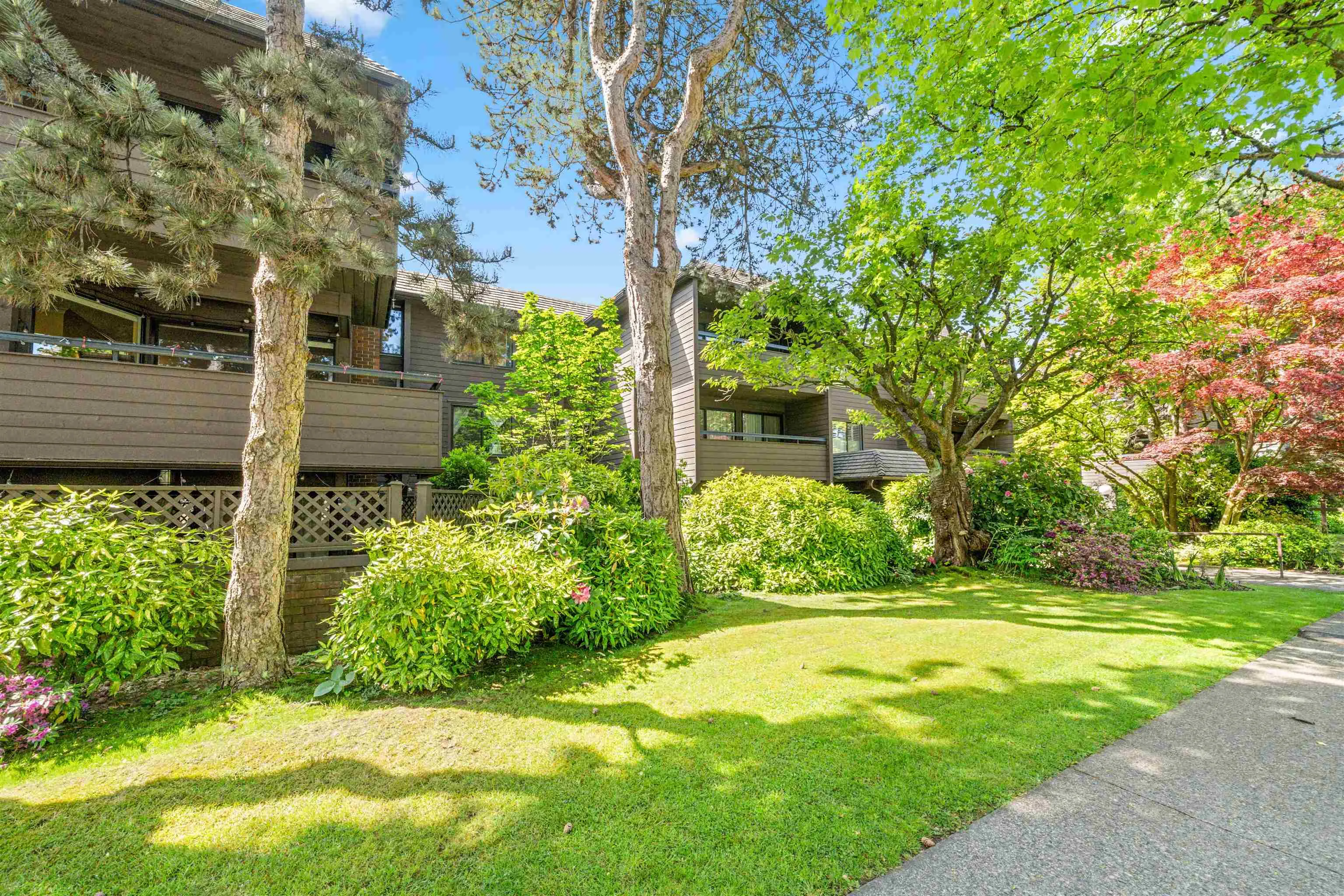 302 1720 W 12th Avenue