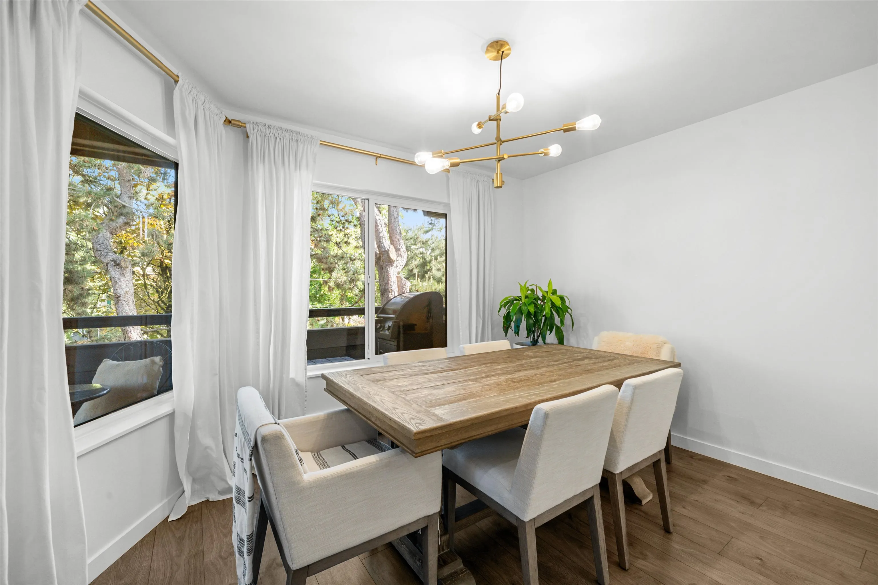 302 1720 W 12th Avenue