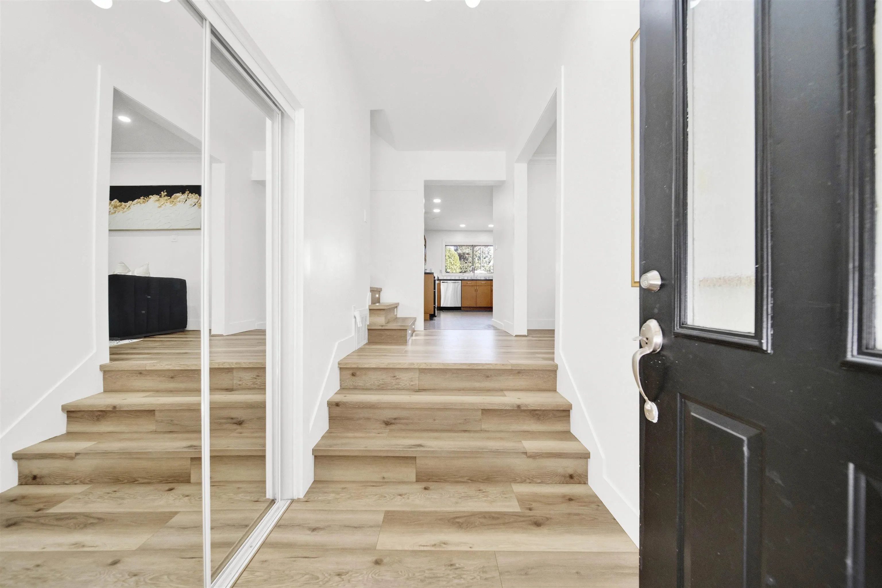 11473 Royal Crescent