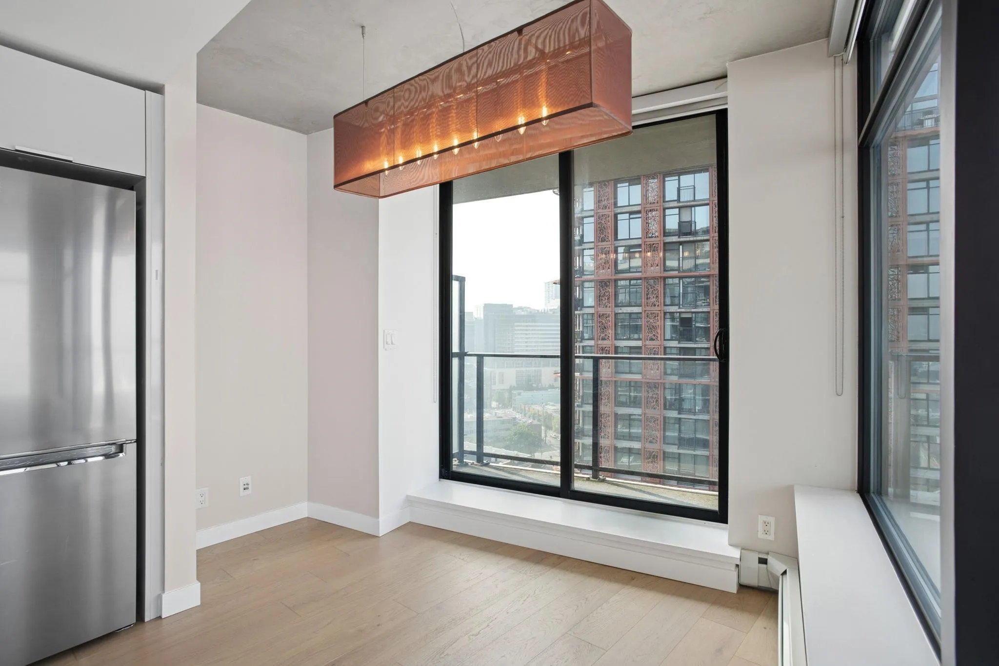 165 108 W Cordova Street