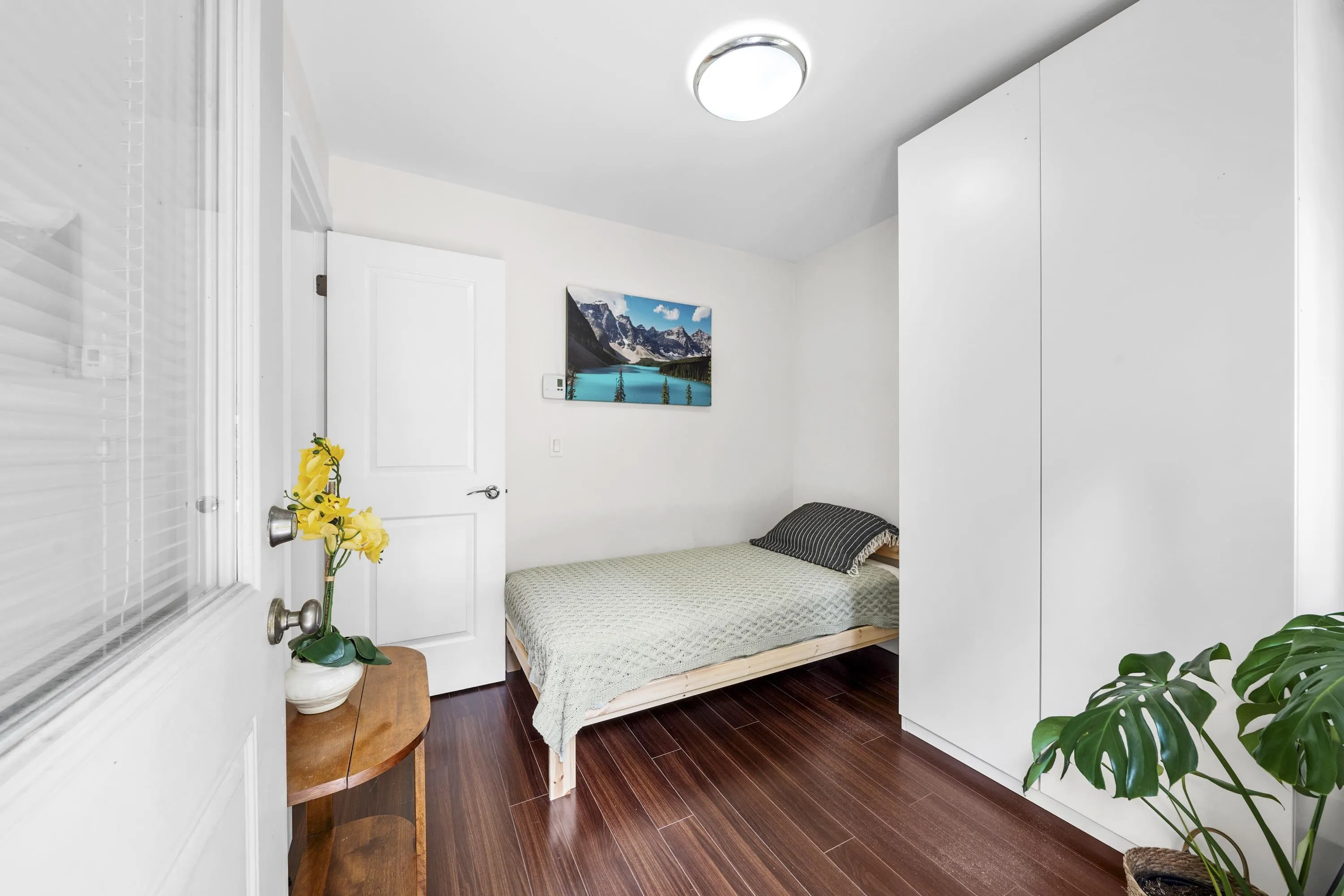 118 3382 Viewmount Drive