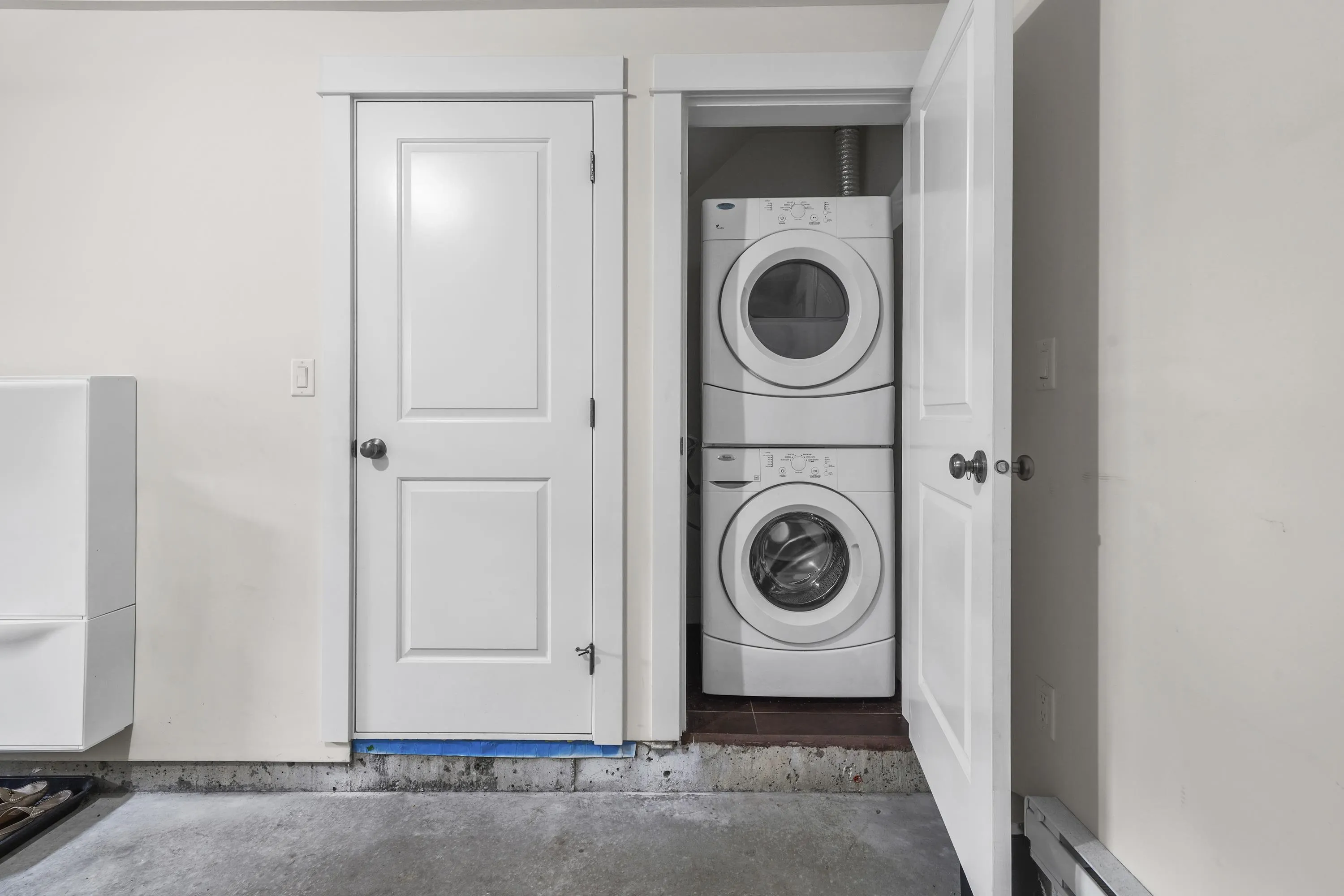 118 3382 Viewmount Drive