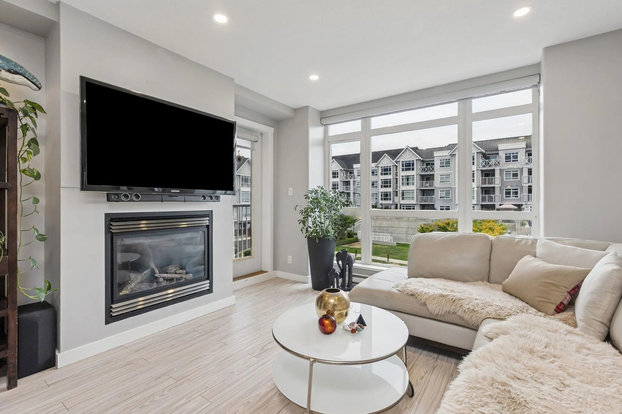 303 3142 St Johns Street