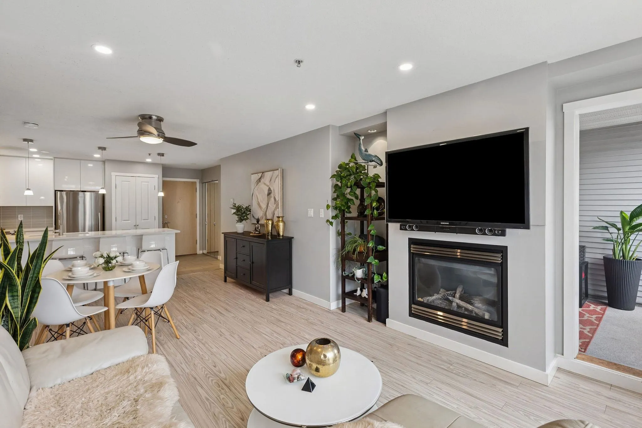 303 3142 St Johns Street