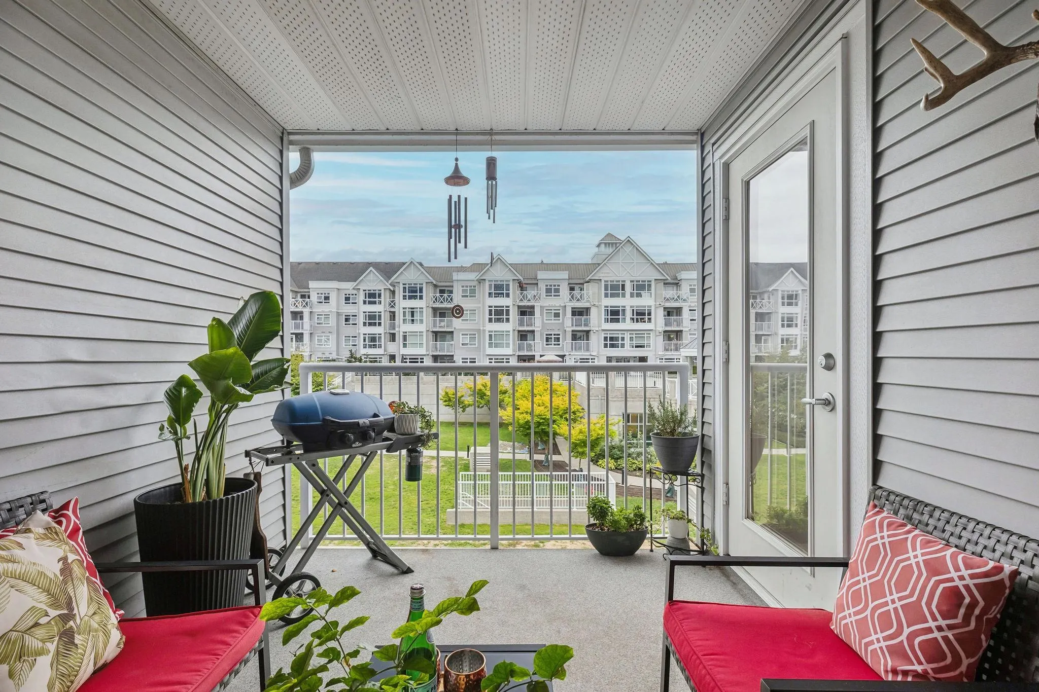 303 3142 St Johns Street