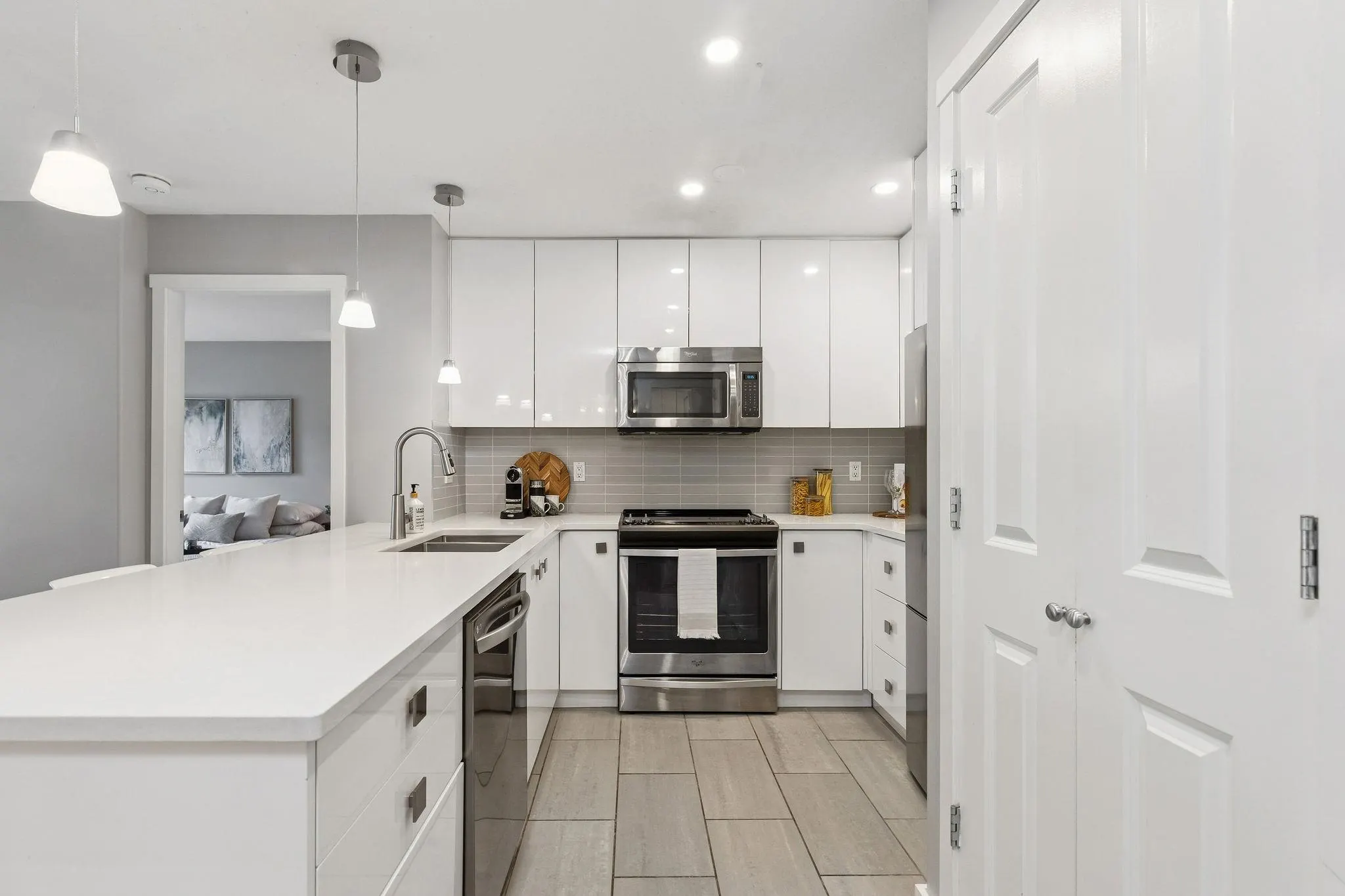 303 3142 St Johns Street