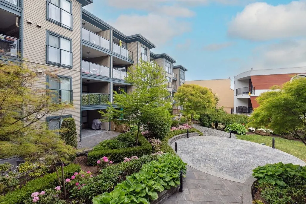 220 15210 Pacific Avenue