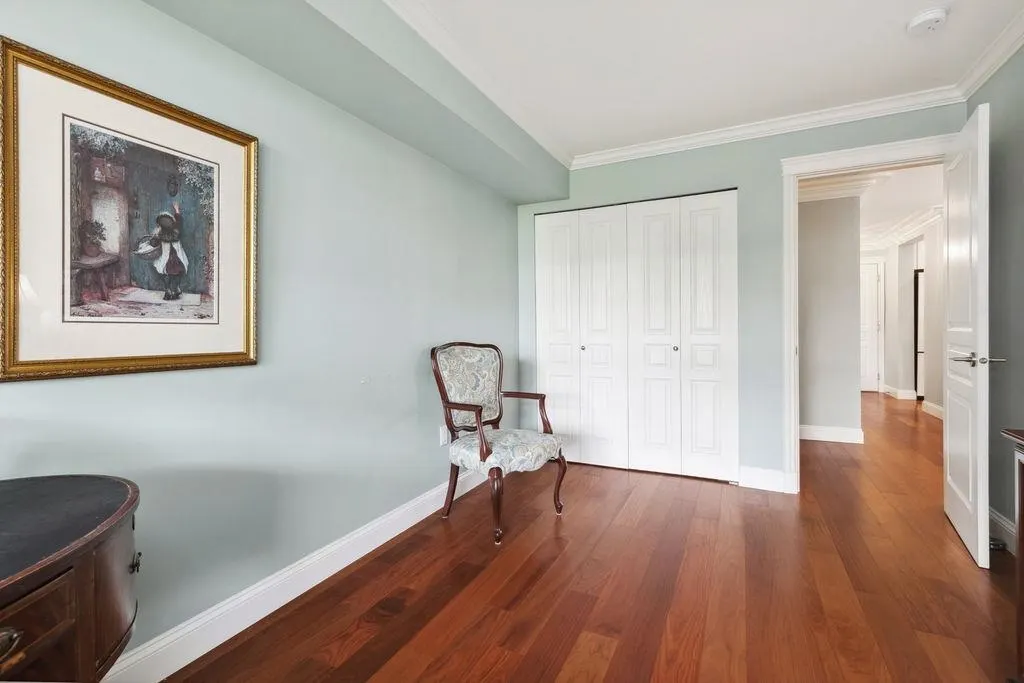 220 15210 Pacific Avenue