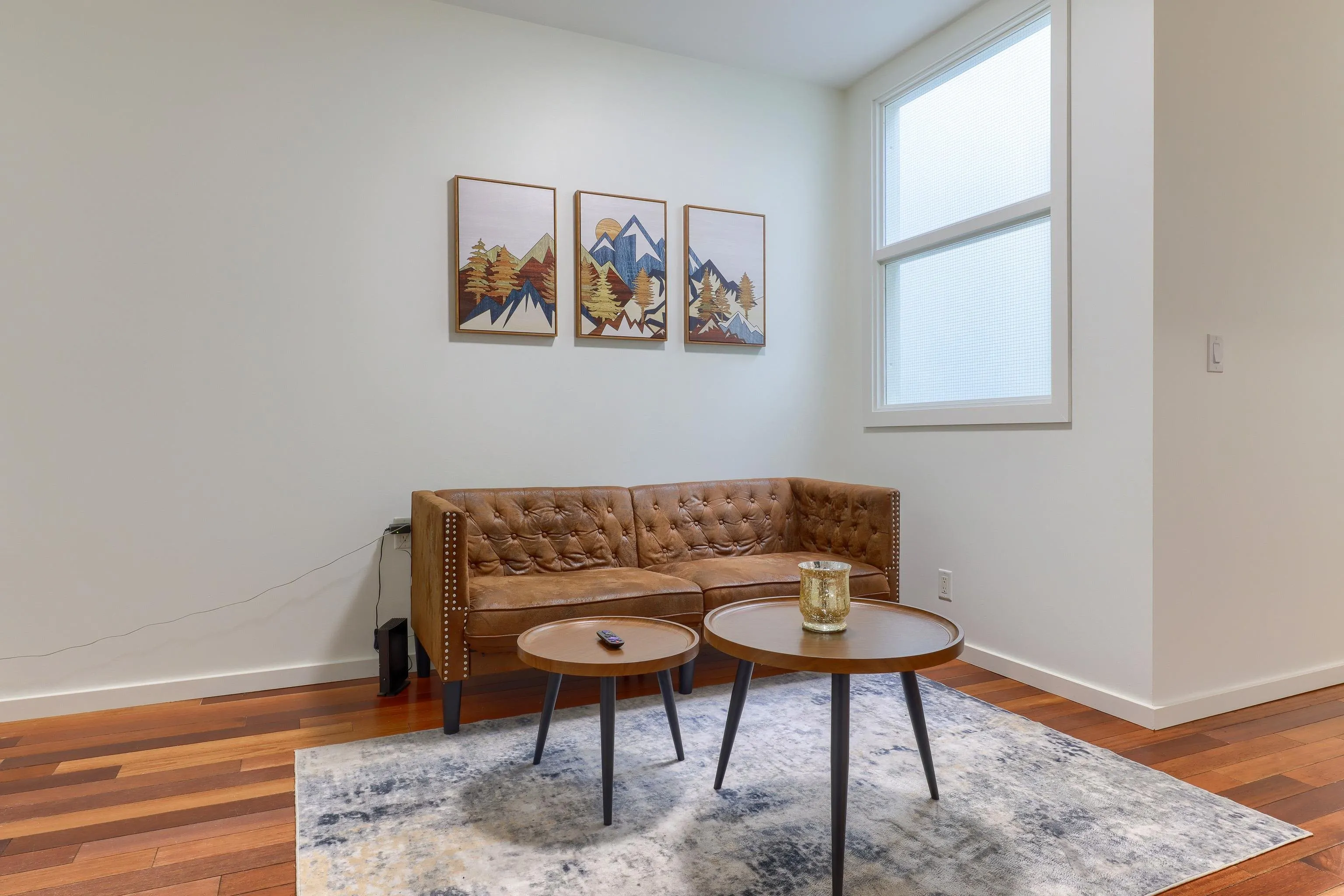 301 - PROMO 440 Richards Street