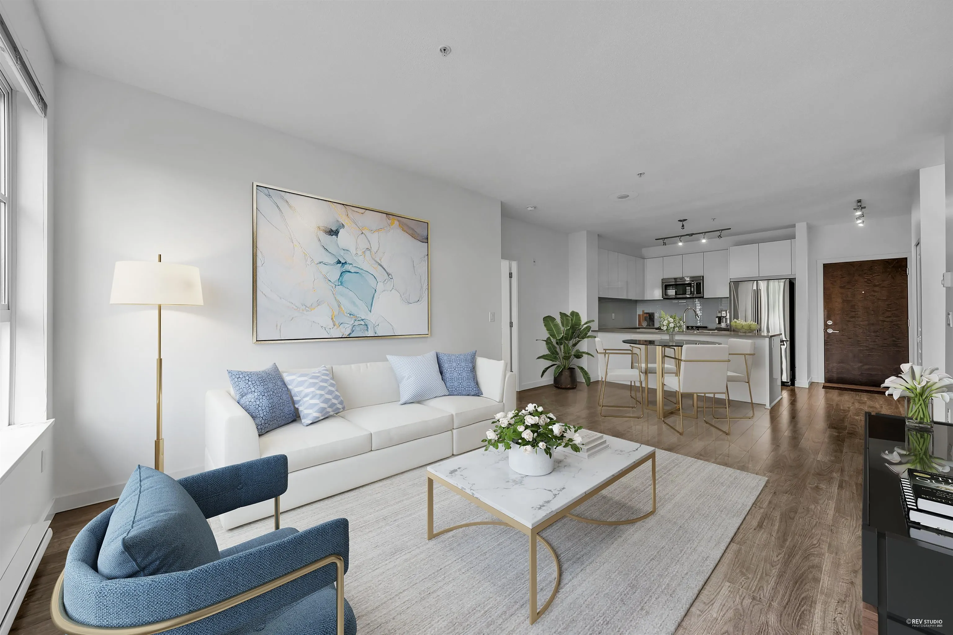 411 1152 Windsor Mews