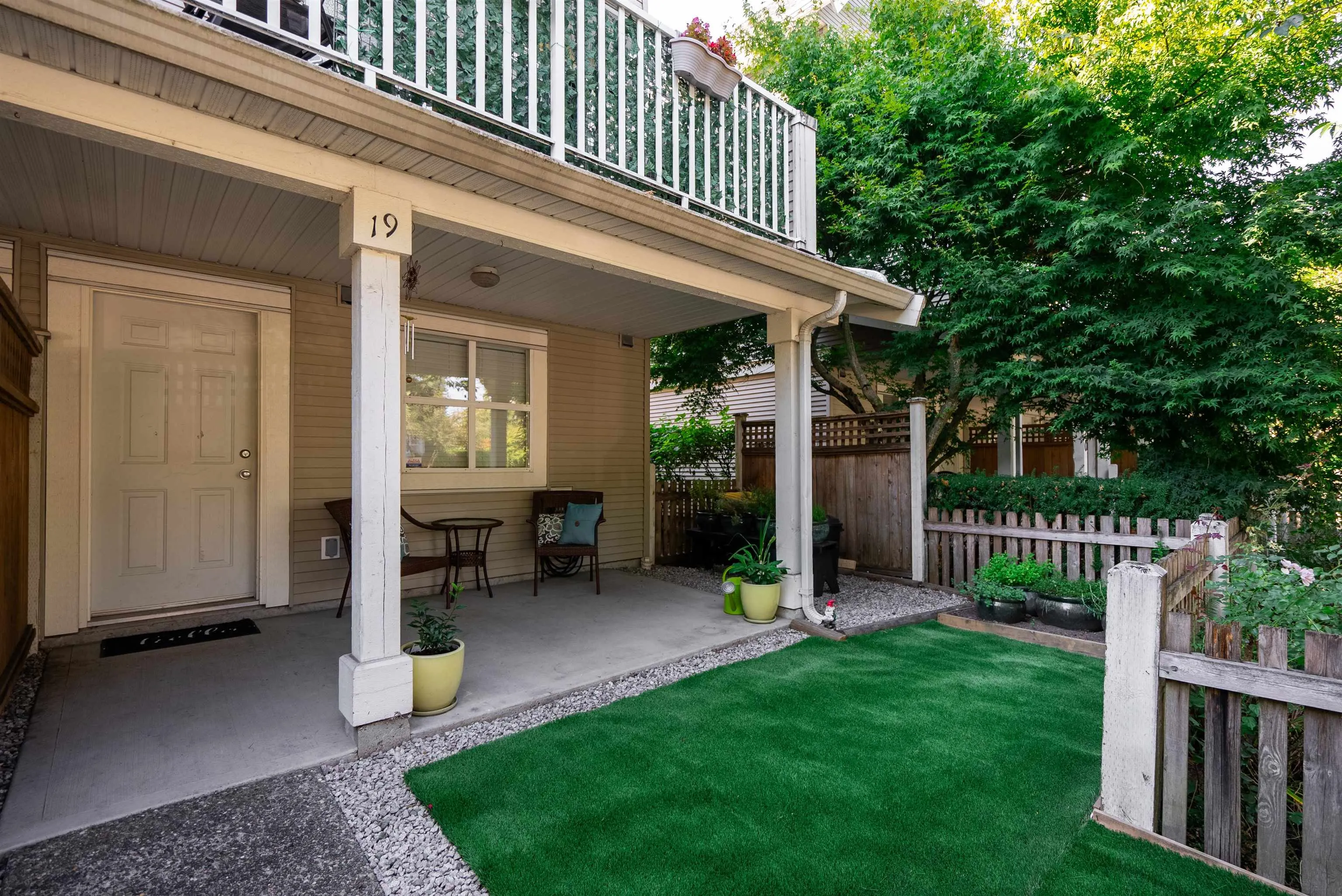 19 6415 197 Street