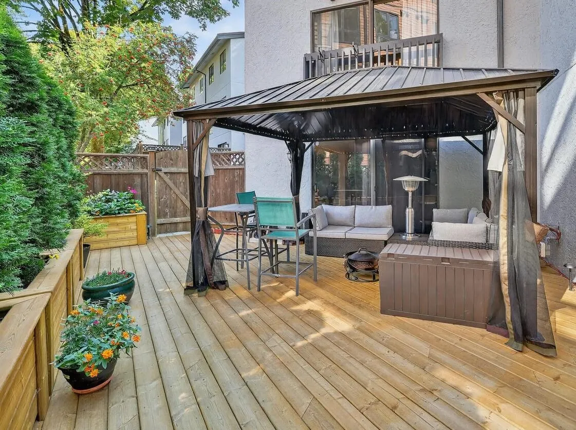 162 James Road