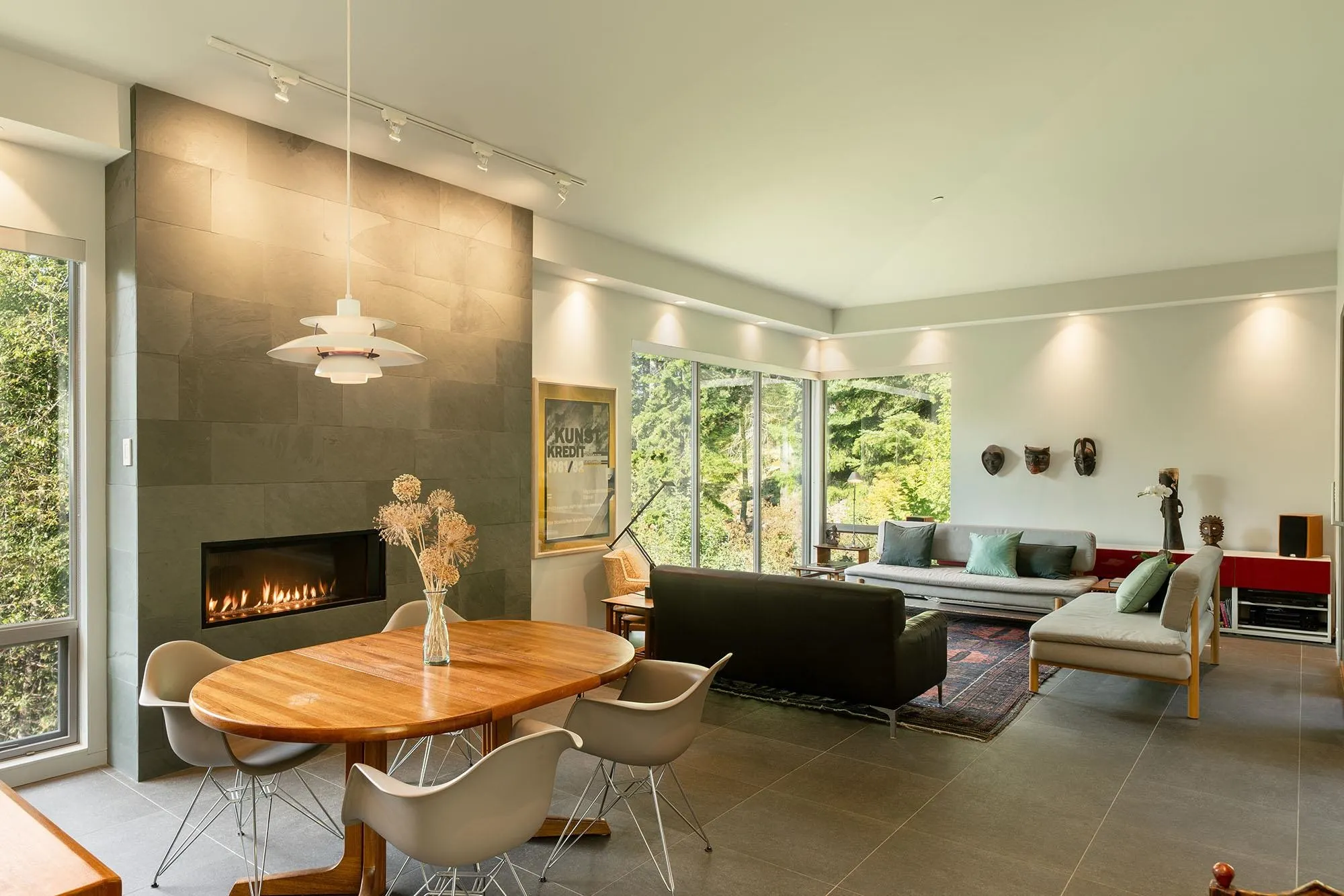 1754 Frances Walk