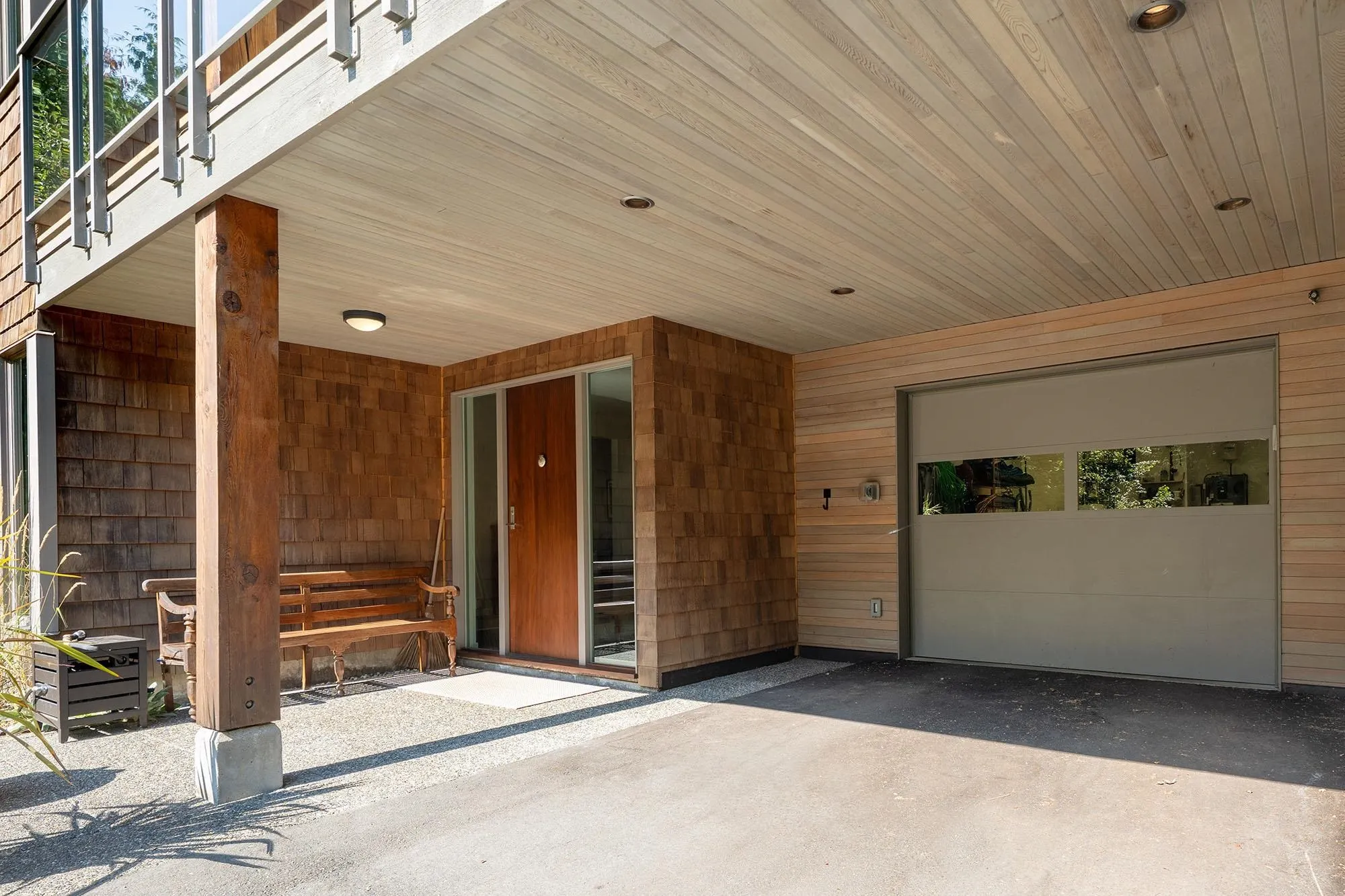 1754 Frances Walk