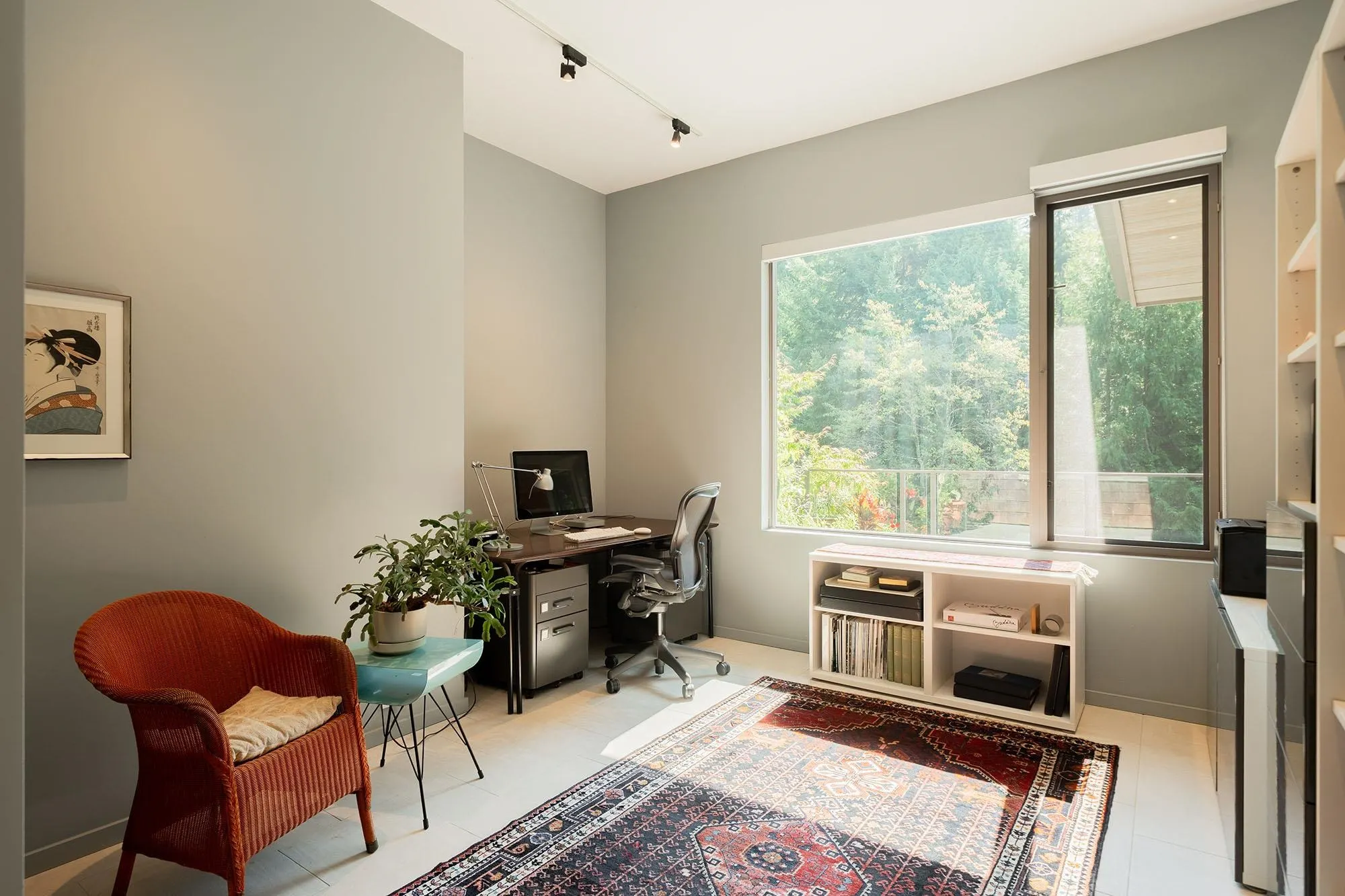 1754 Frances Walk