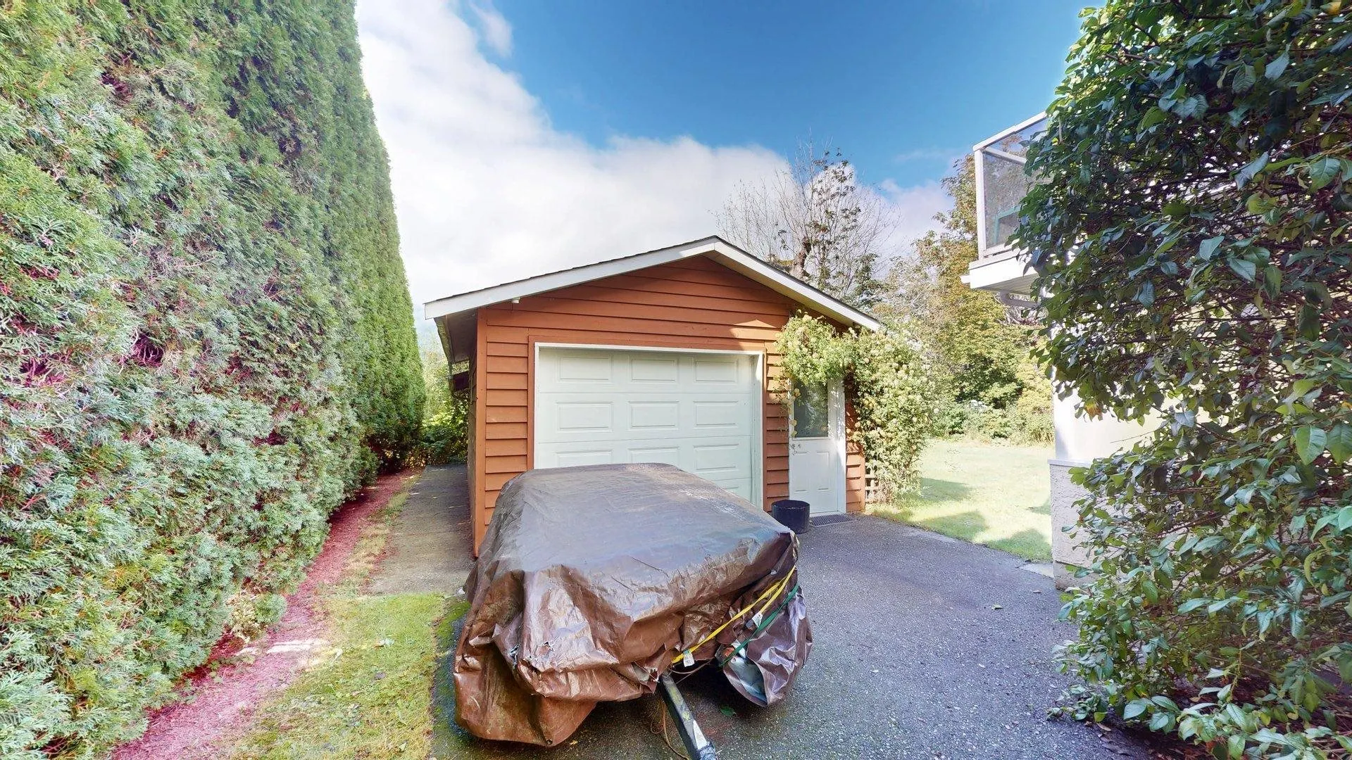 41343 Kingswood Road