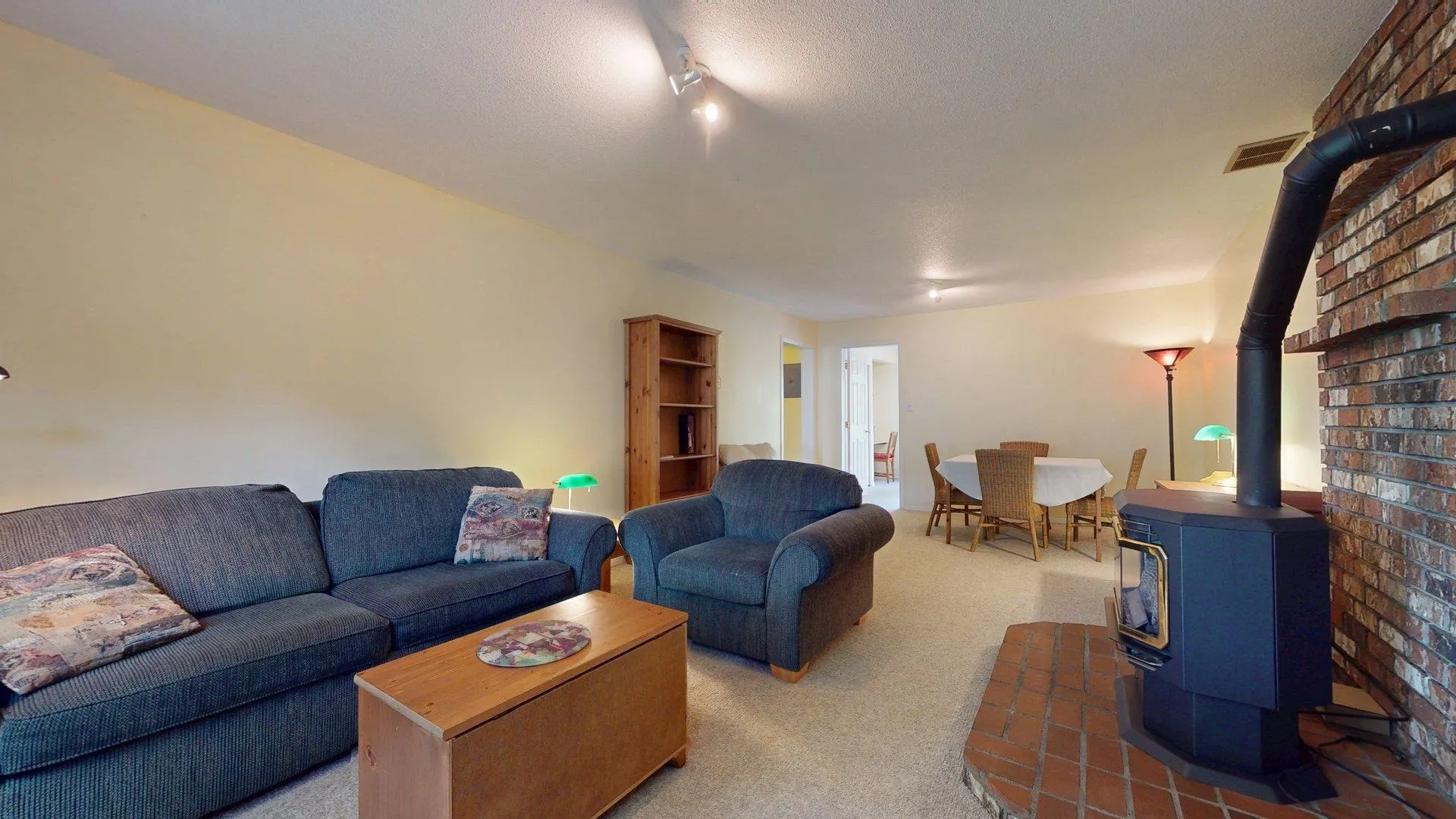 41343 Kingswood Road