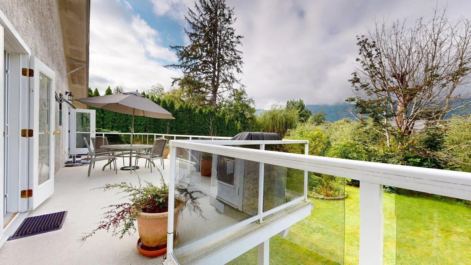 41343 Kingswood Road