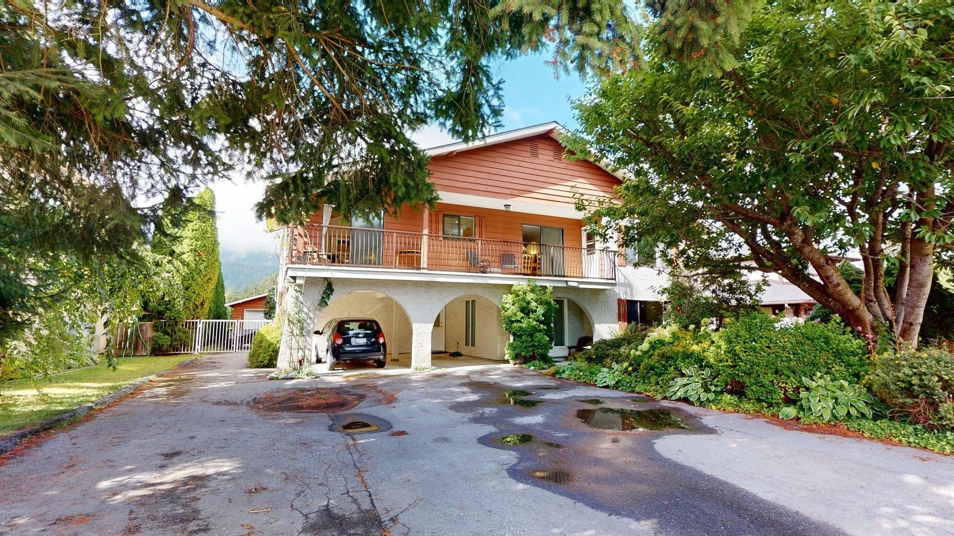 41343 Kingswood Road