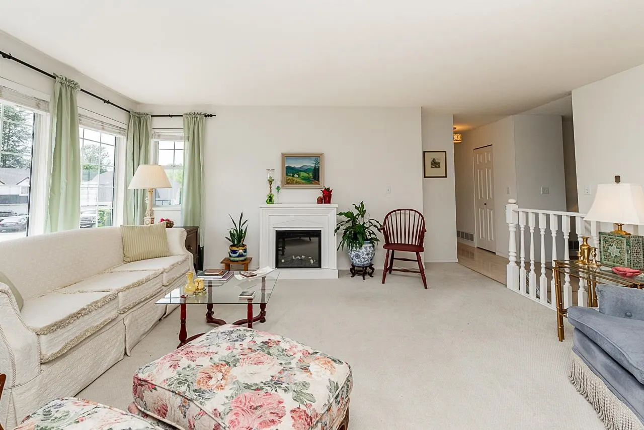 7652 Sapphire Drive