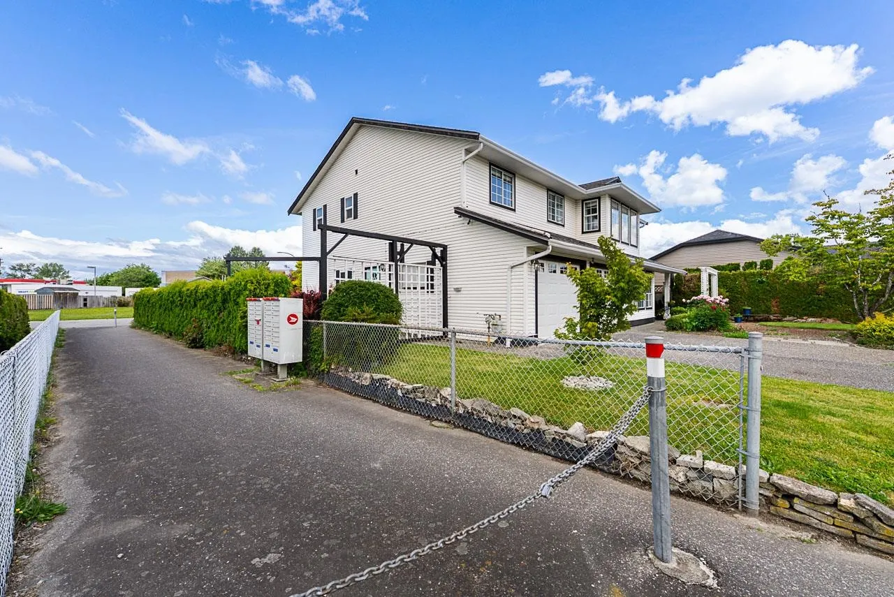 7652 Sapphire Drive