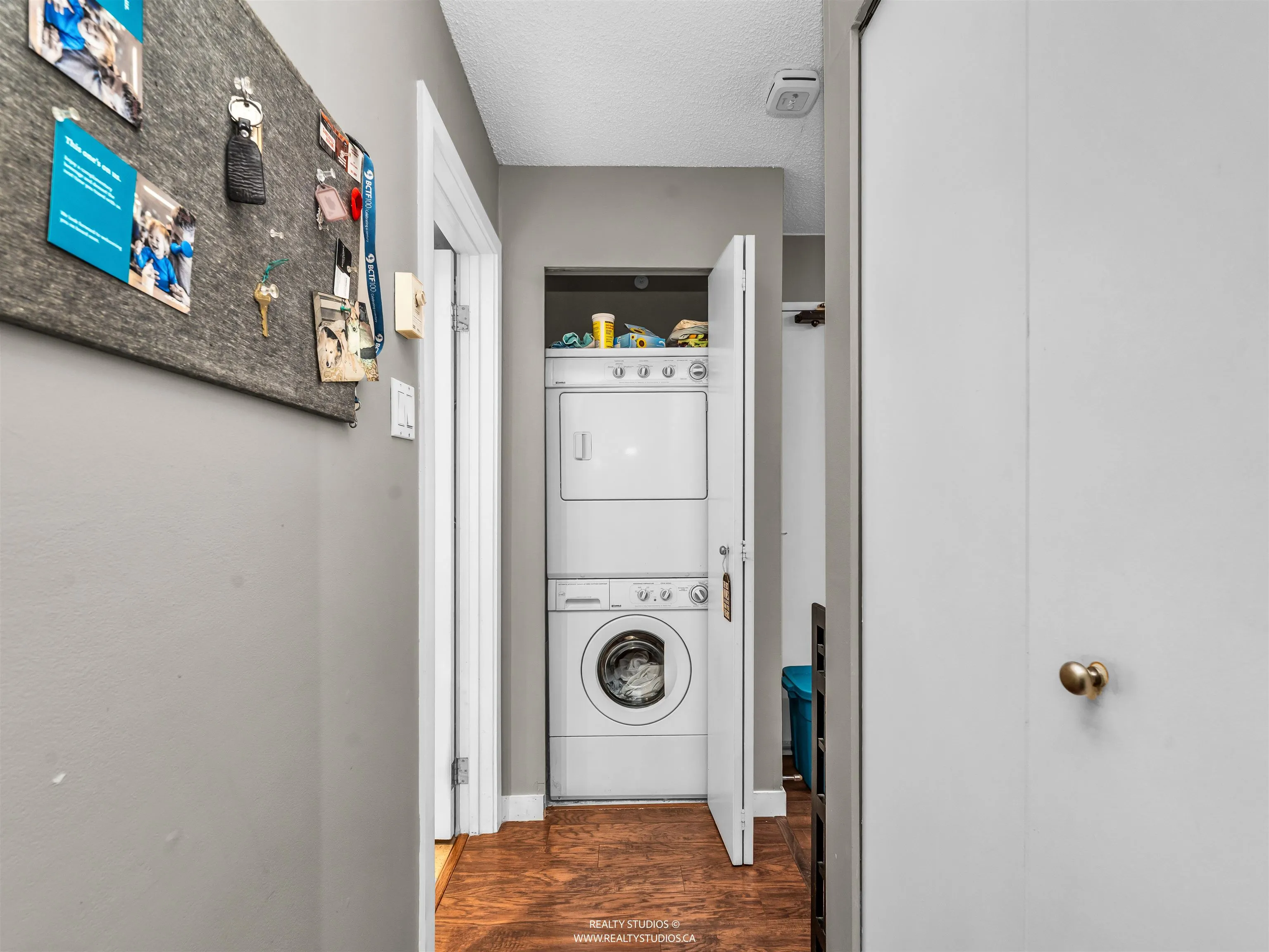 319 1500 Pendrell Street