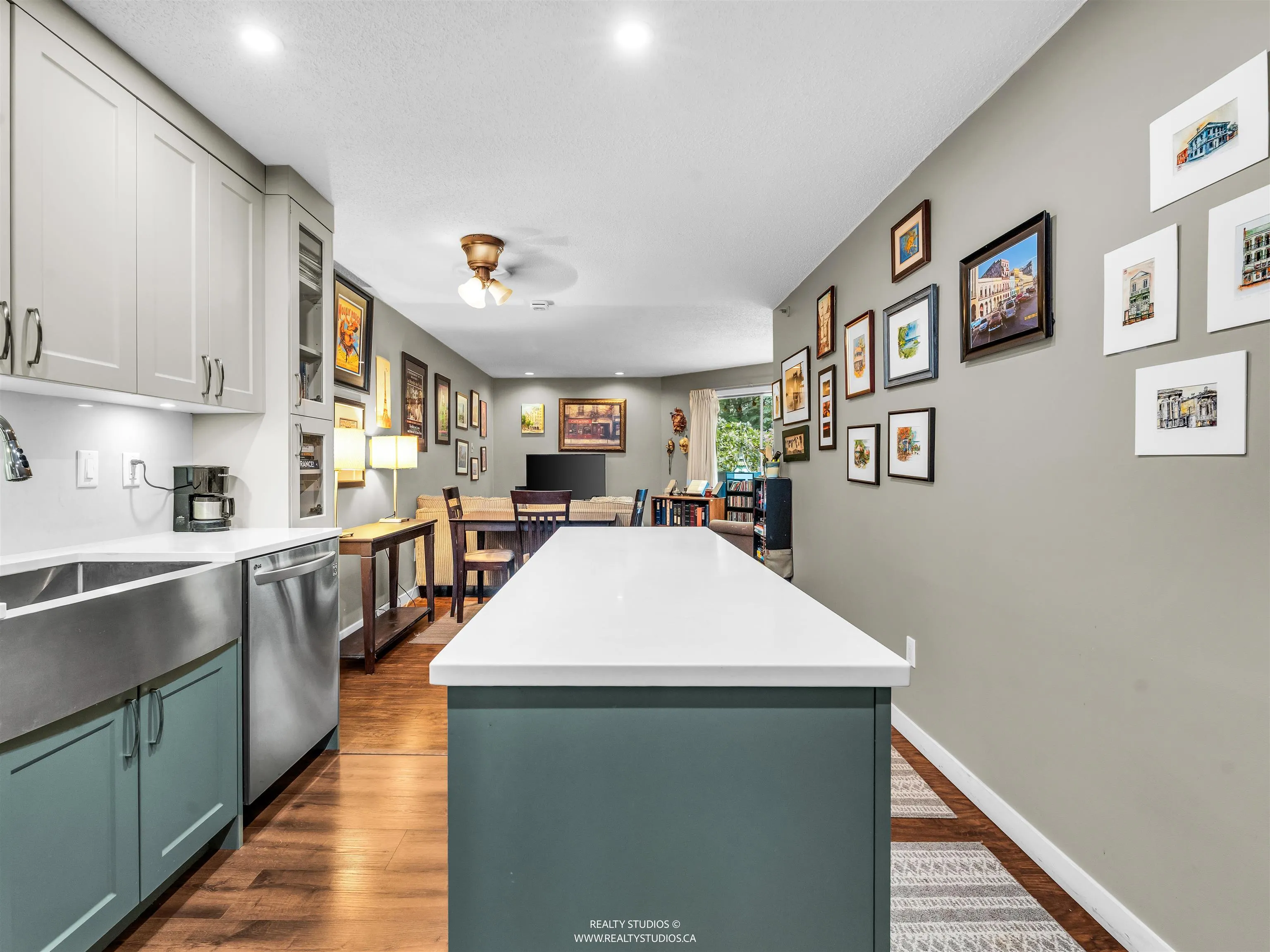 319 1500 Pendrell Street