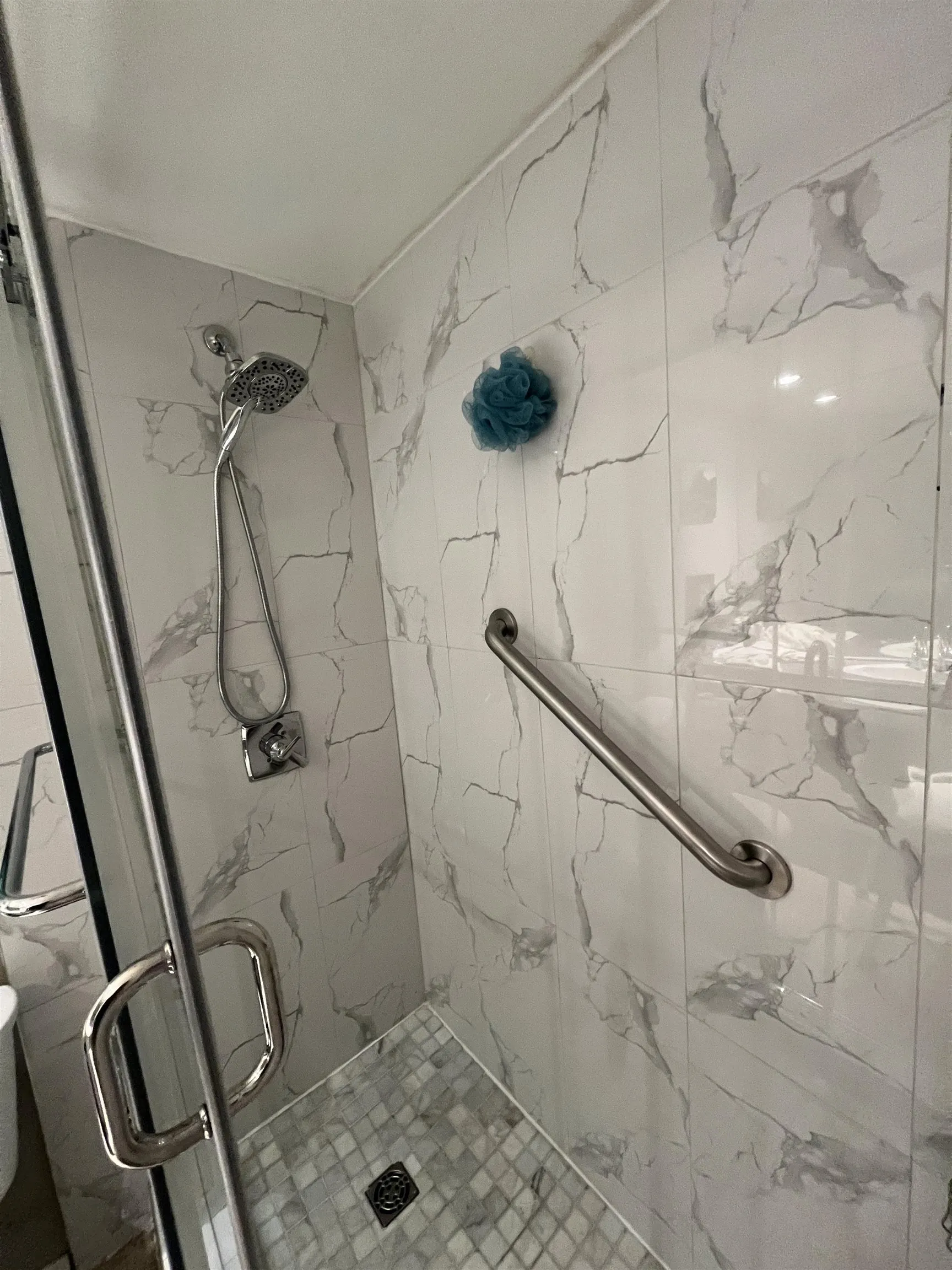 319 1500 Pendrell Street