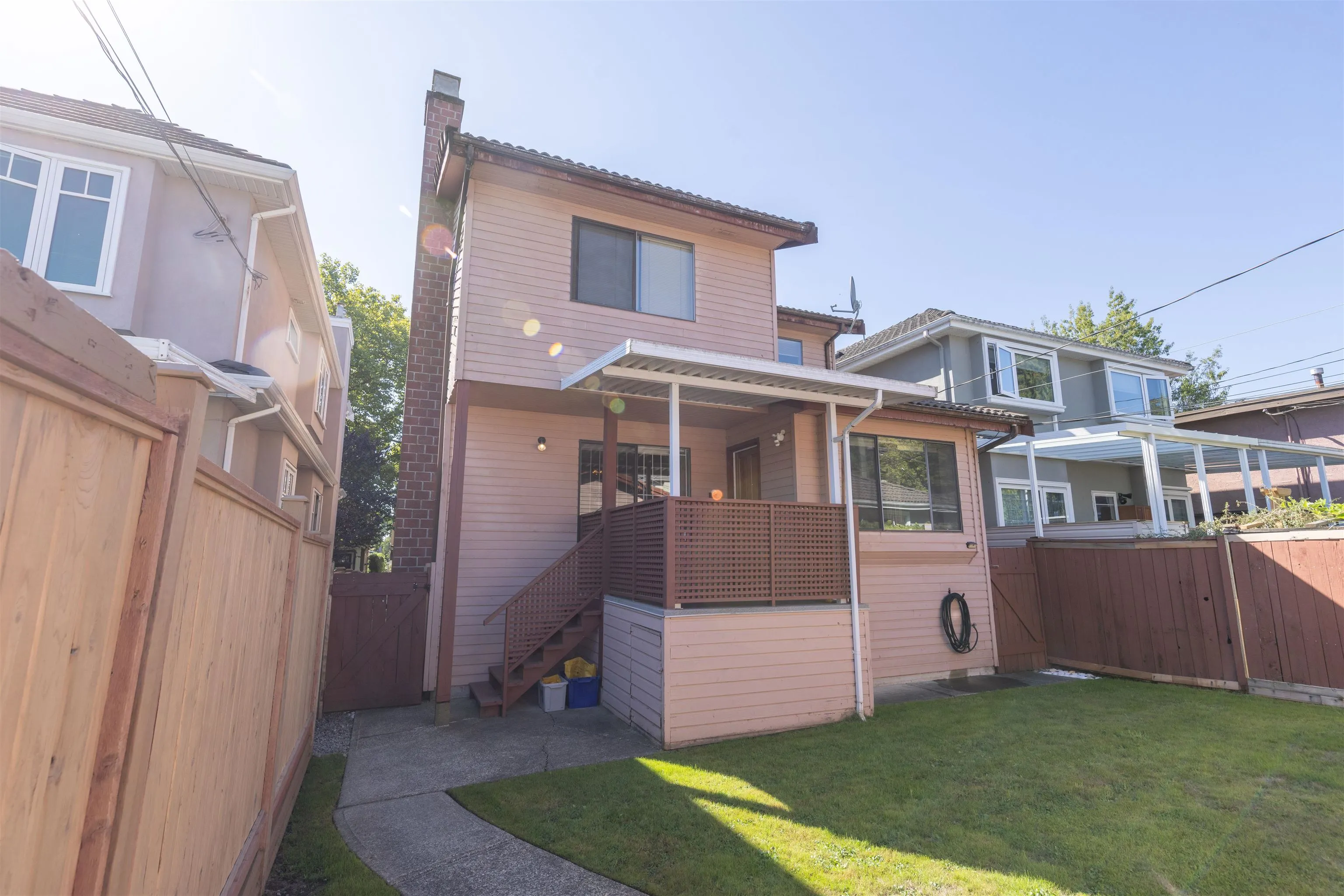 879 W 62nd Avenue