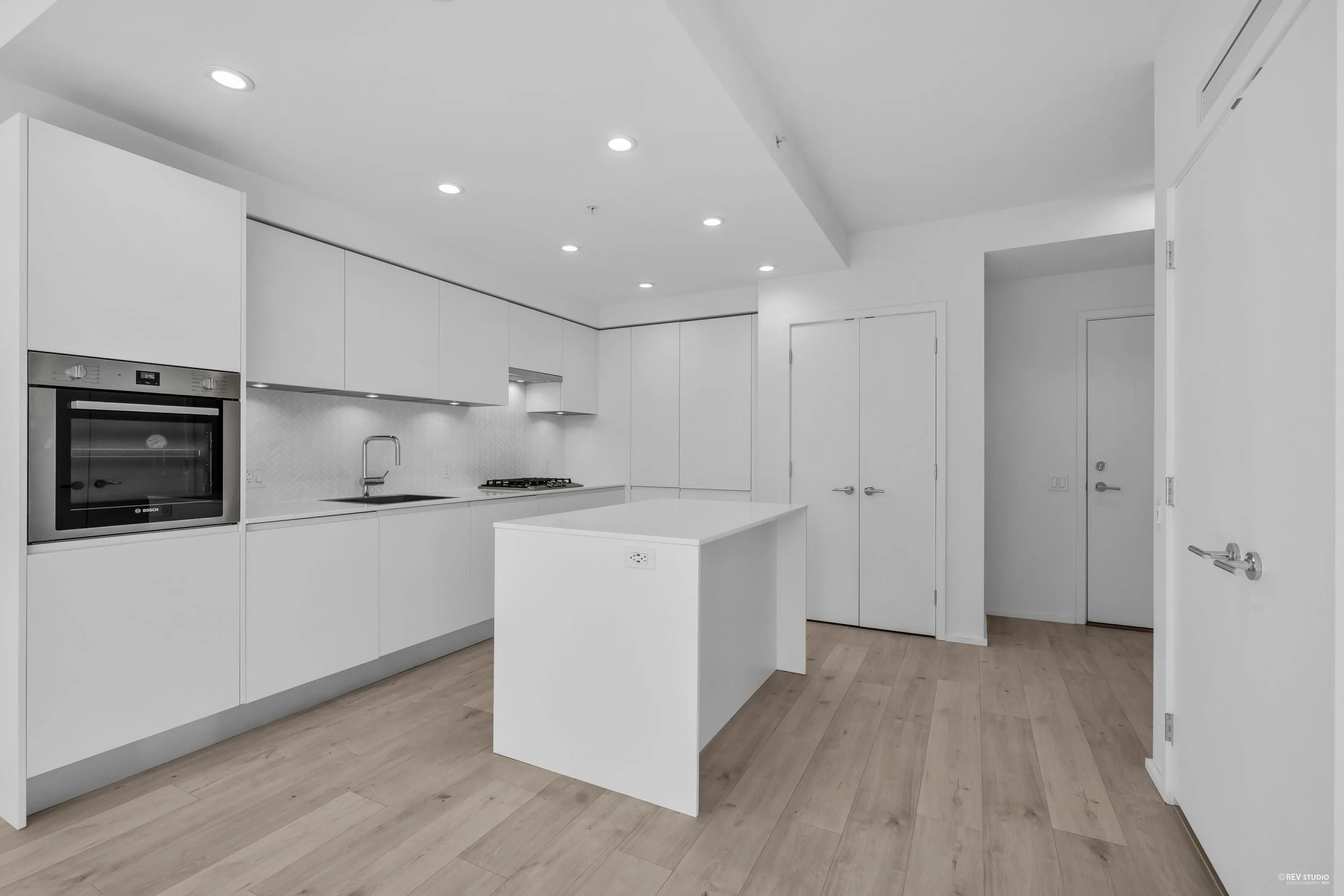 804 3833 Evergreen Place
