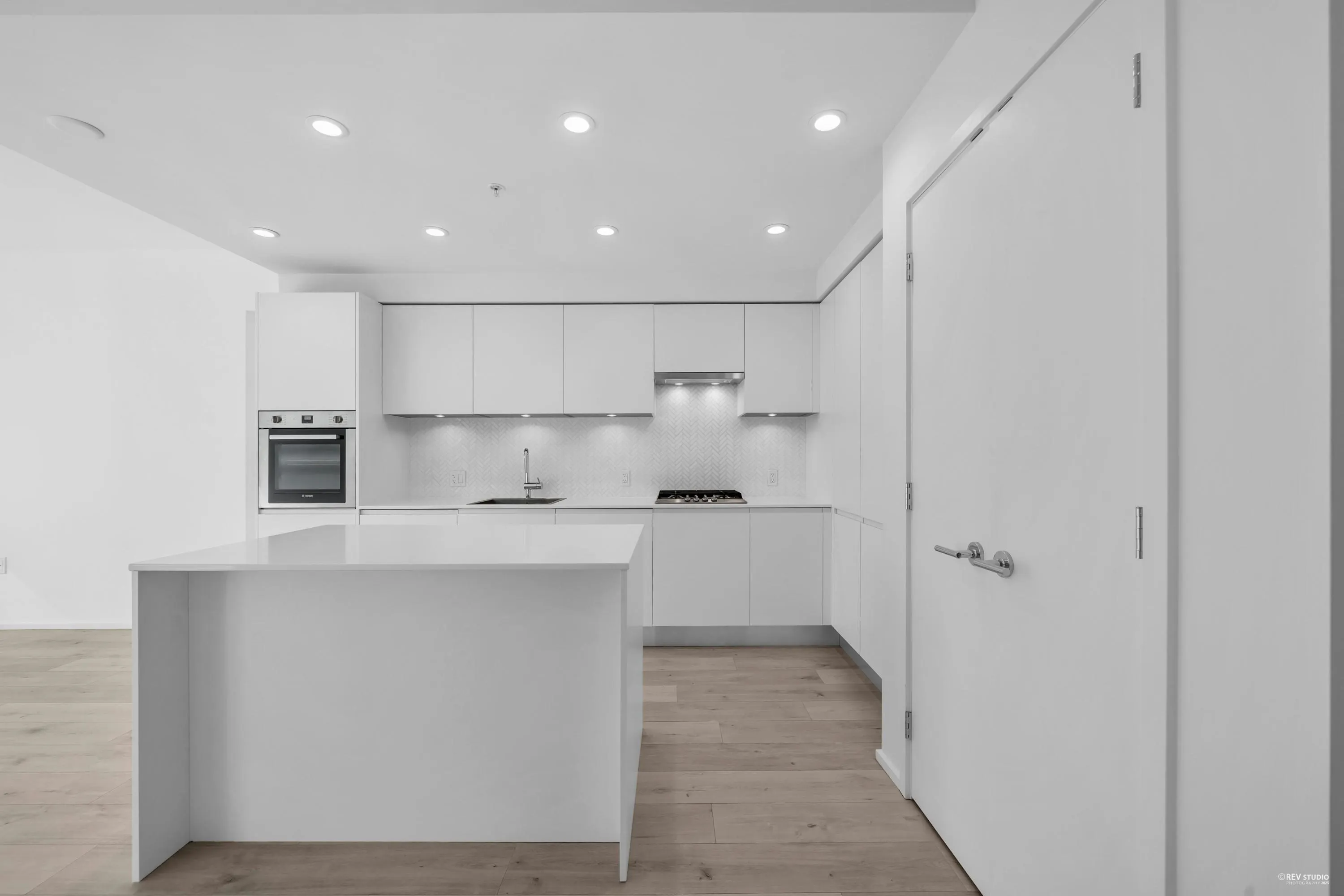 804 3833 Evergreen Place