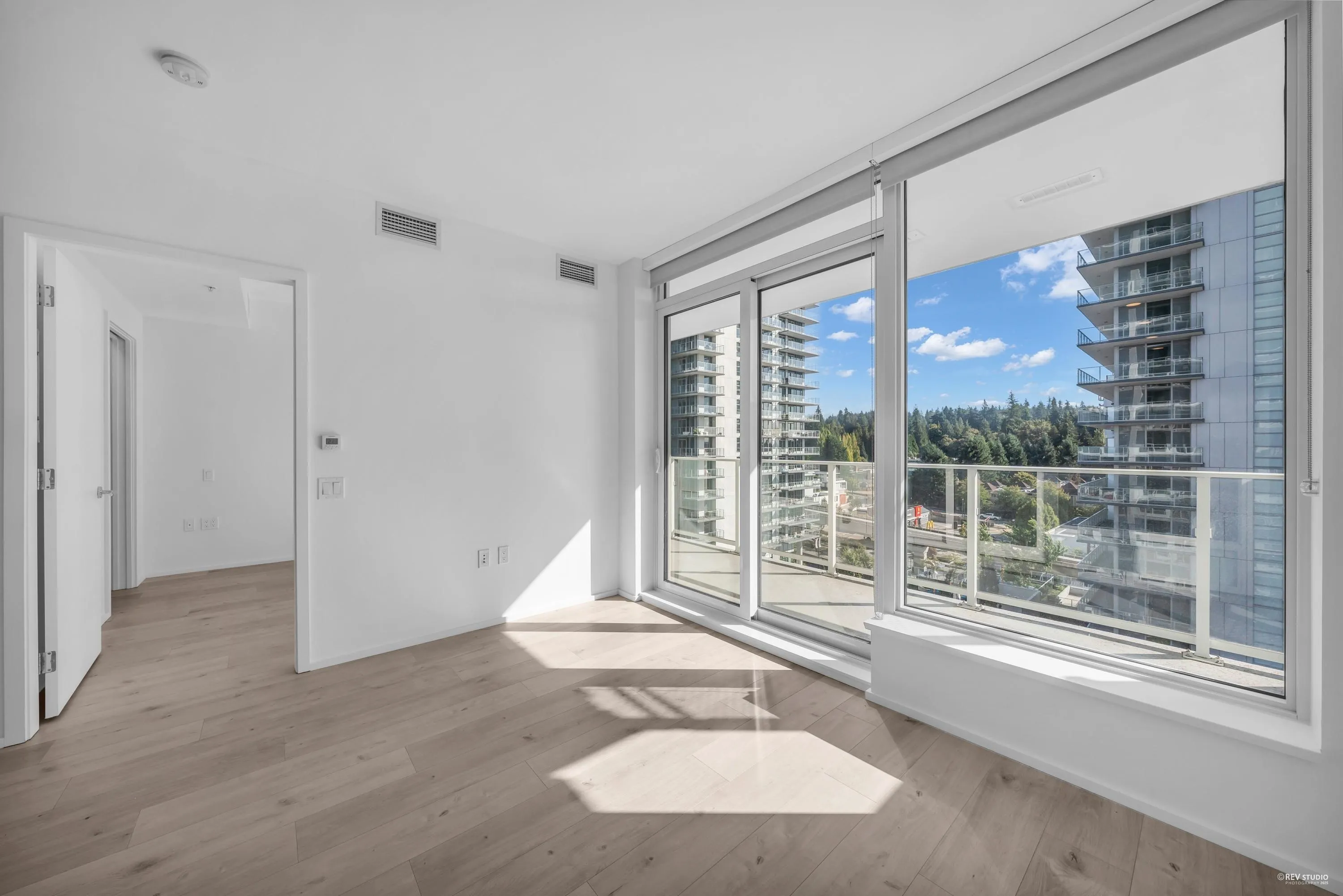 804 3833 Evergreen Place