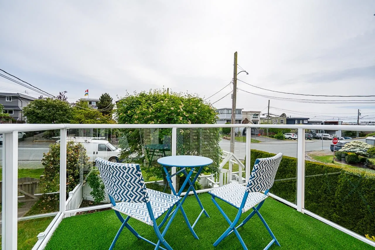 15549 Victoria Avenue