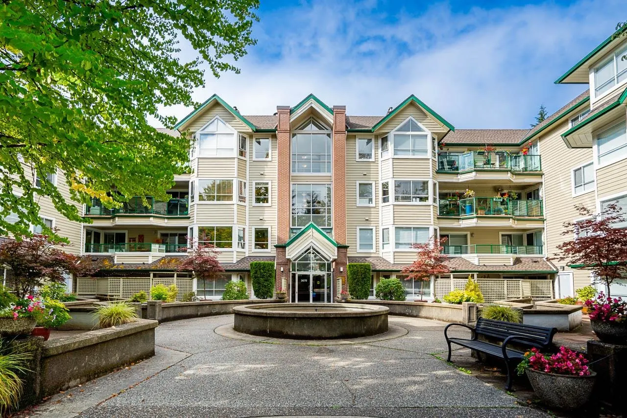 304 3670 Banff Court