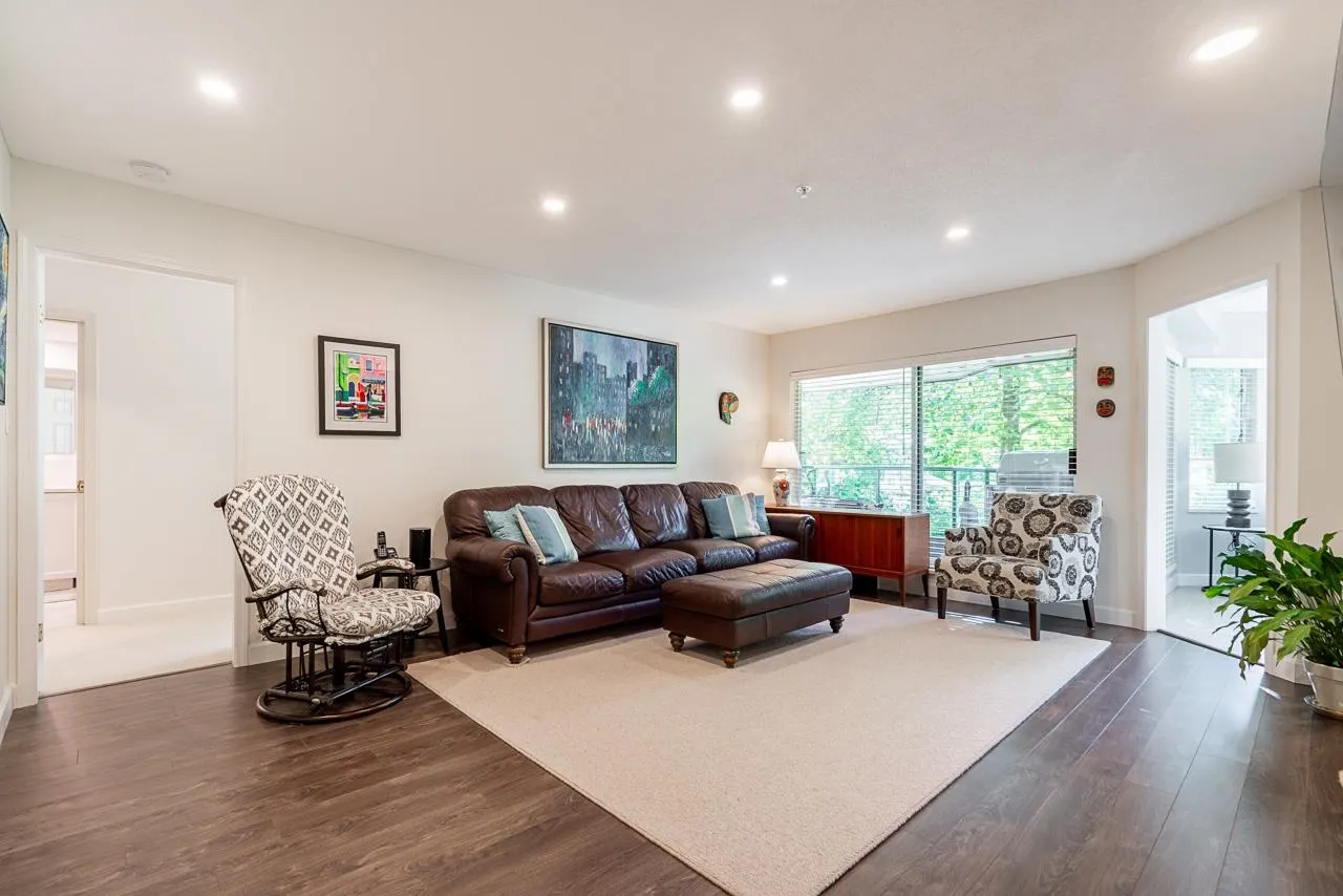 304 3670 Banff Court