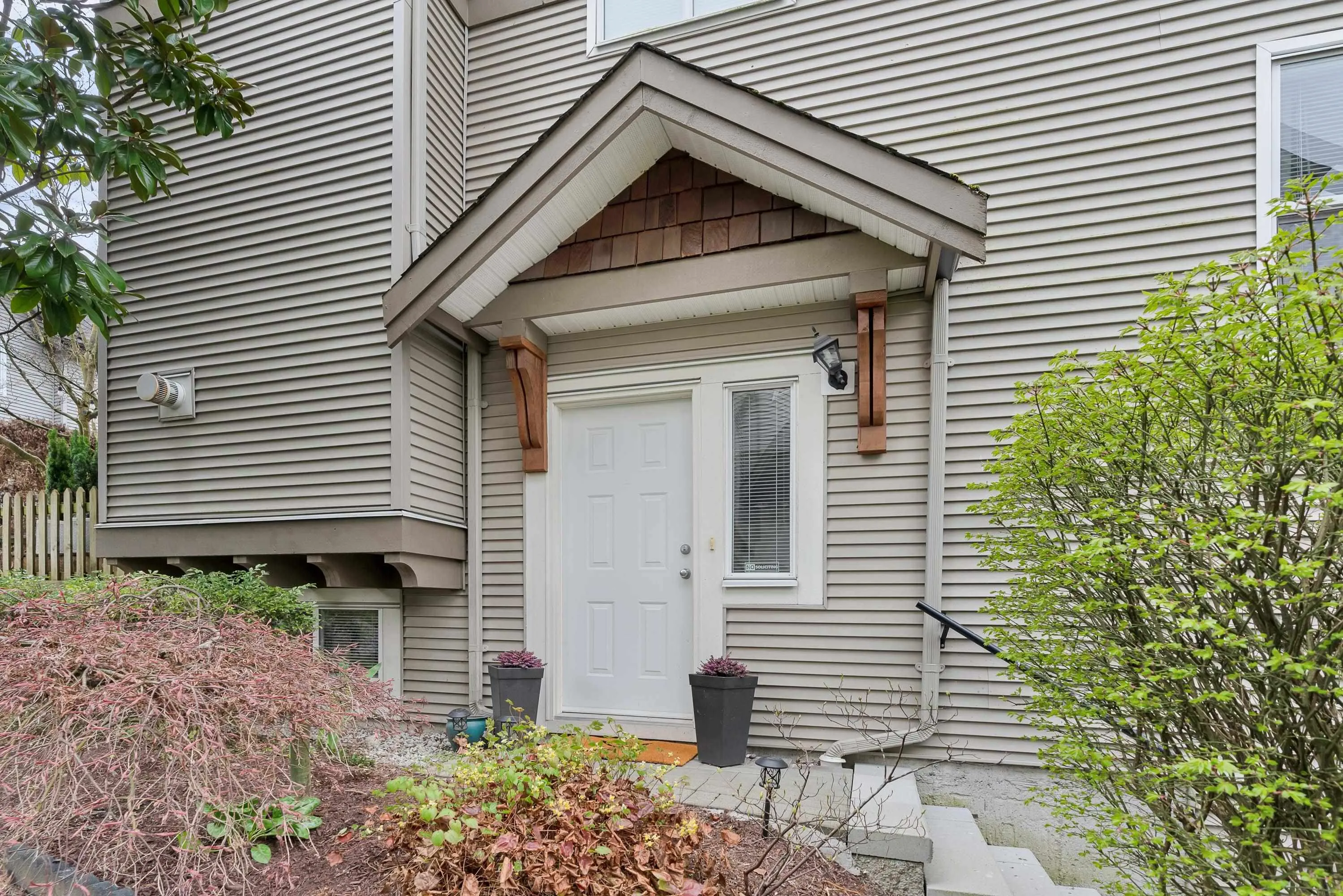 12 1055 Riverwood Gate