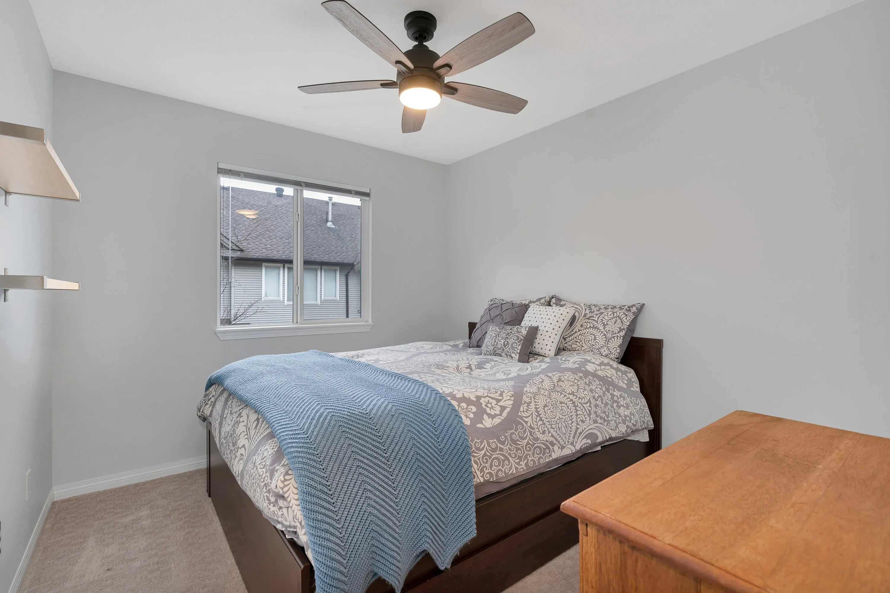 12 1055 Riverwood Gate