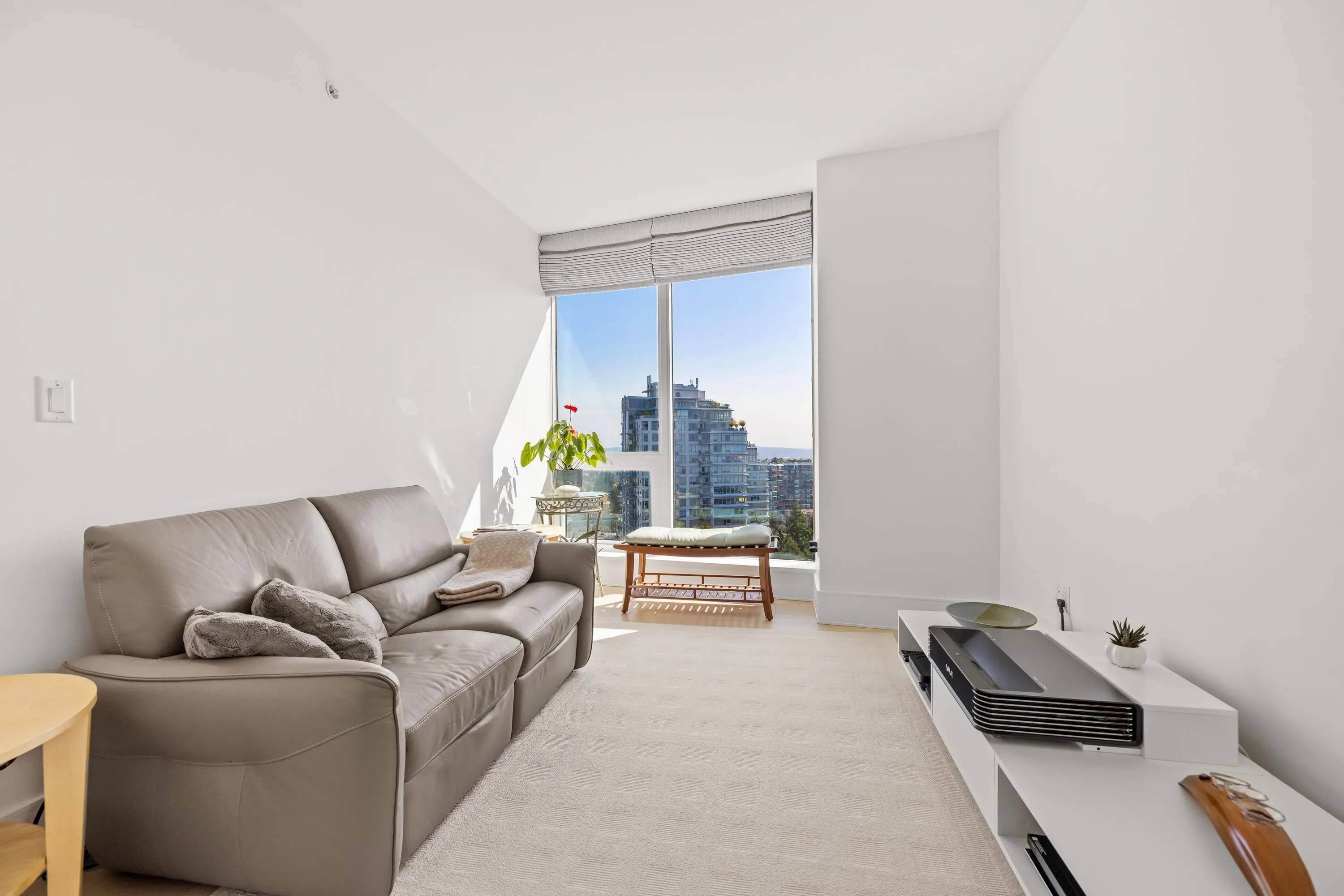 1804 1501 Foster Street