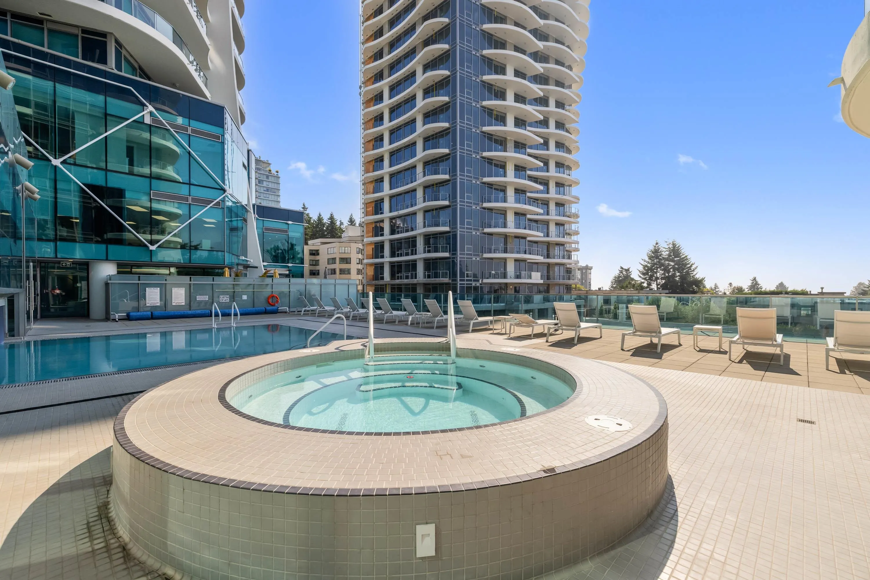 1804 1501 Foster Street