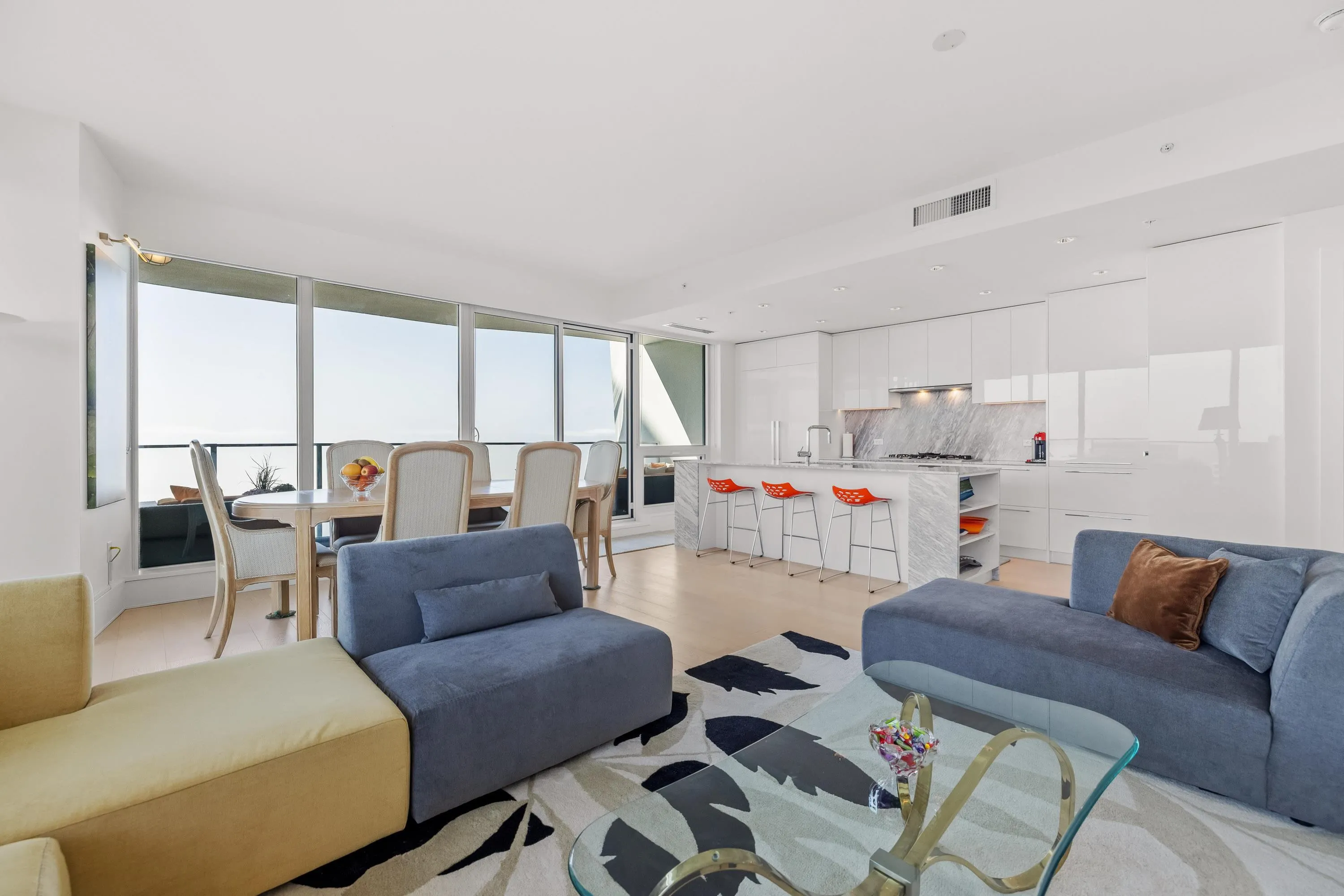 1804 1501 Foster Street