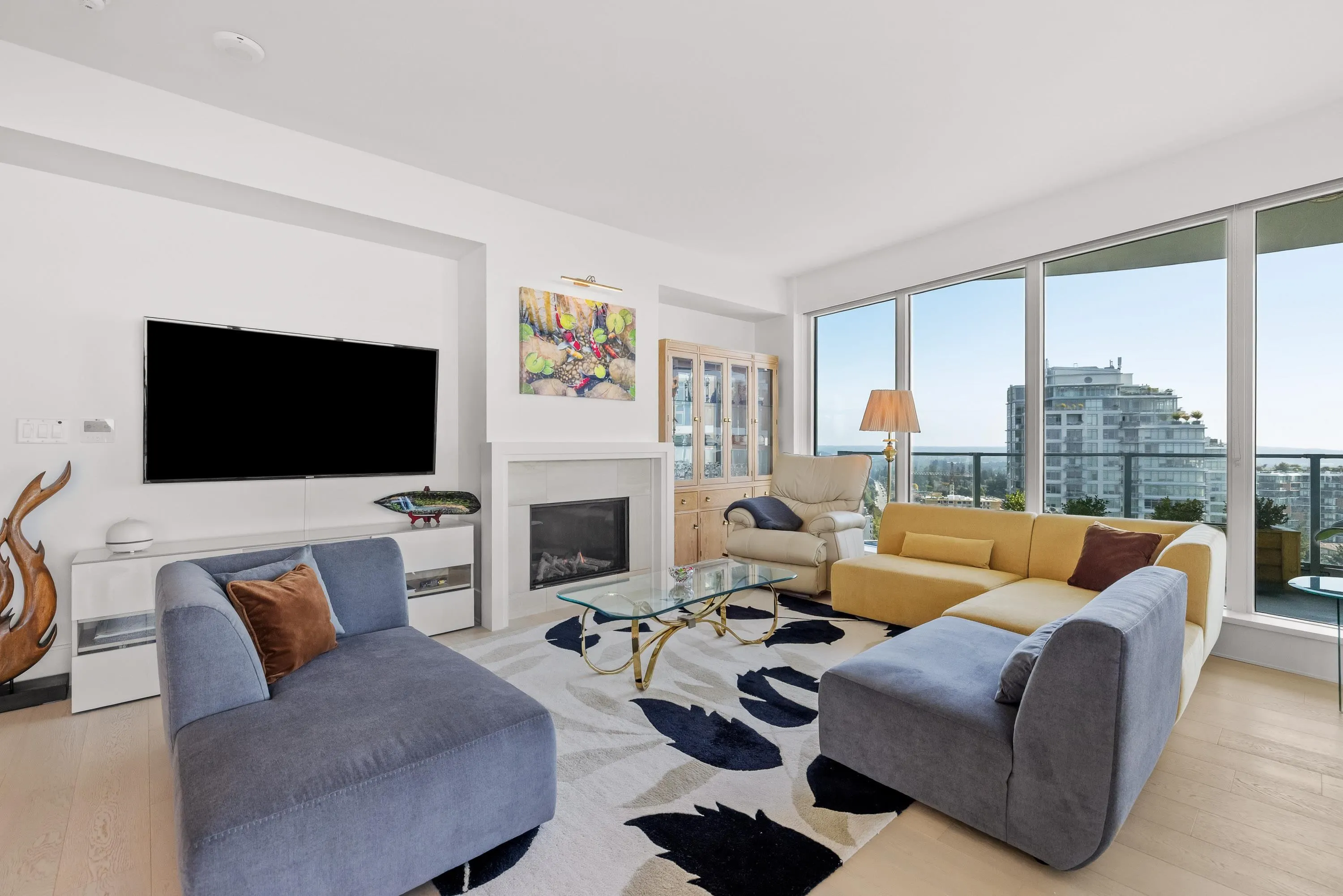 1804 1501 Foster Street