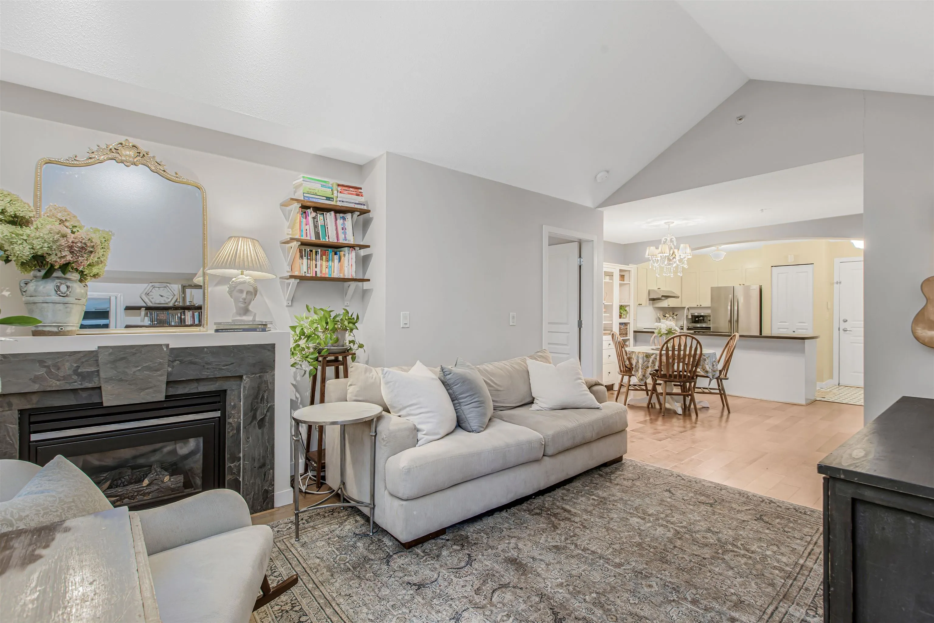 PH8 7383 Griffiths Drive
