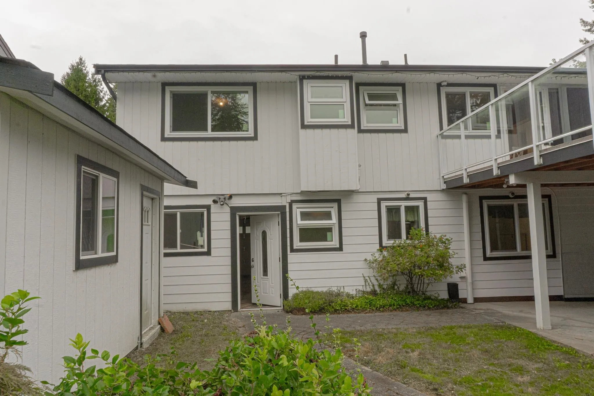 3566 Regent Avenue