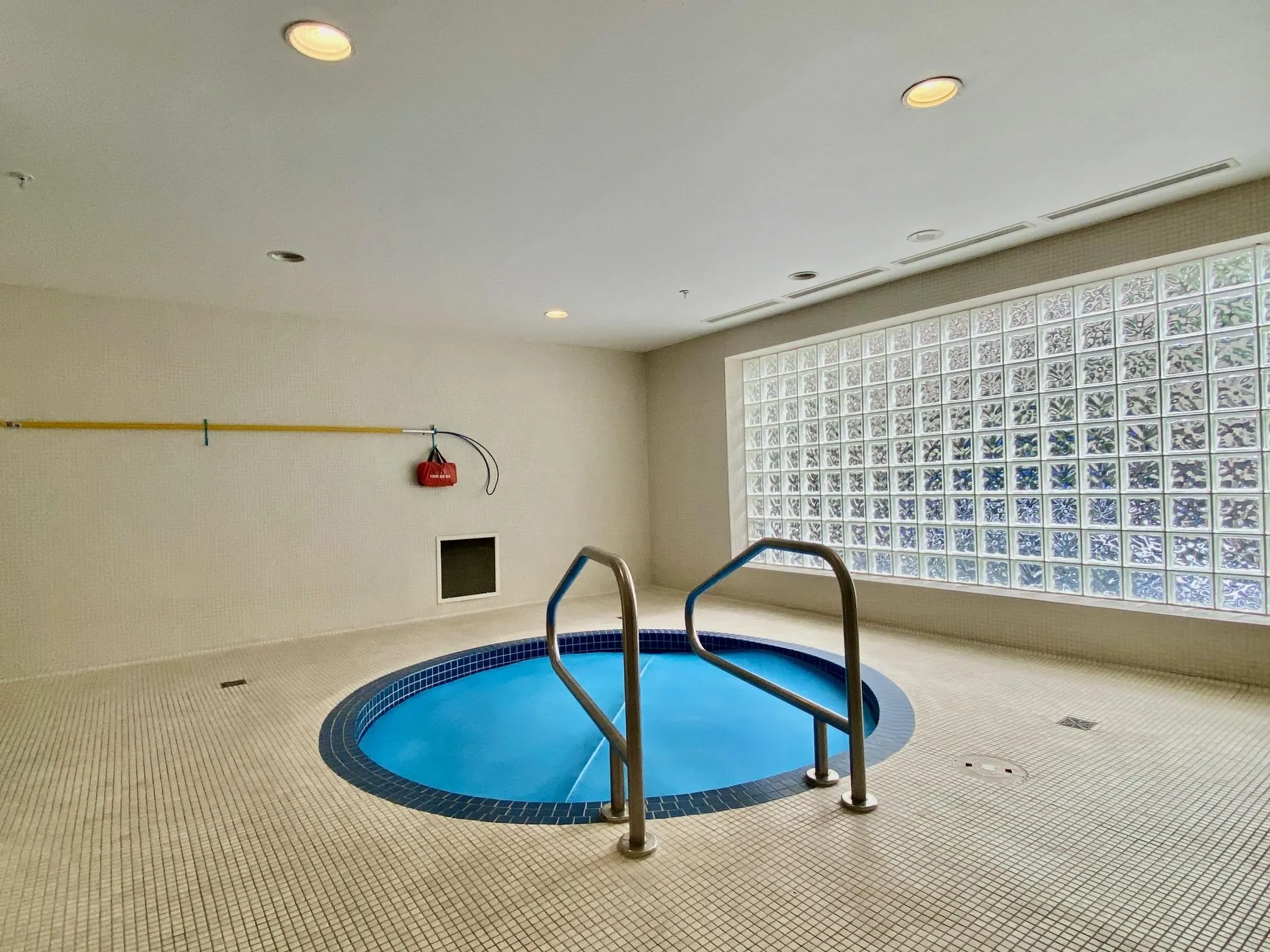 204 1050 Smithe Street