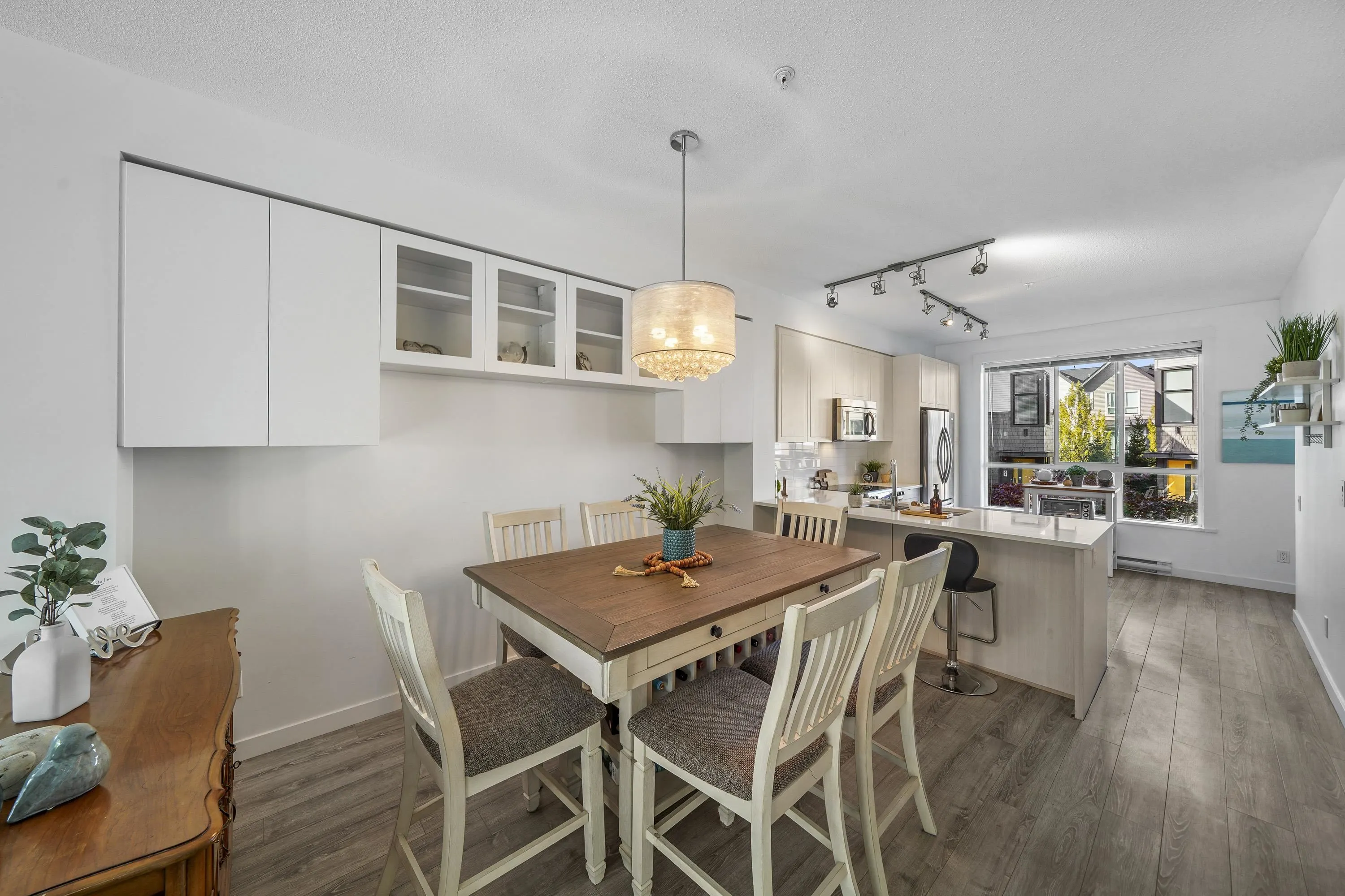21 2358 Ranger Lane
