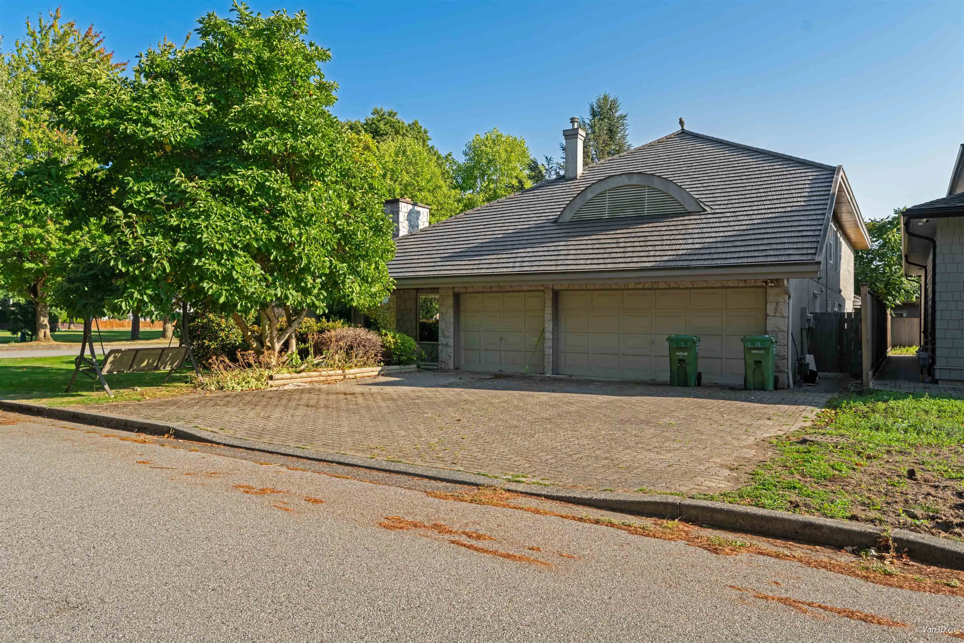 7215 Frobisher Drive