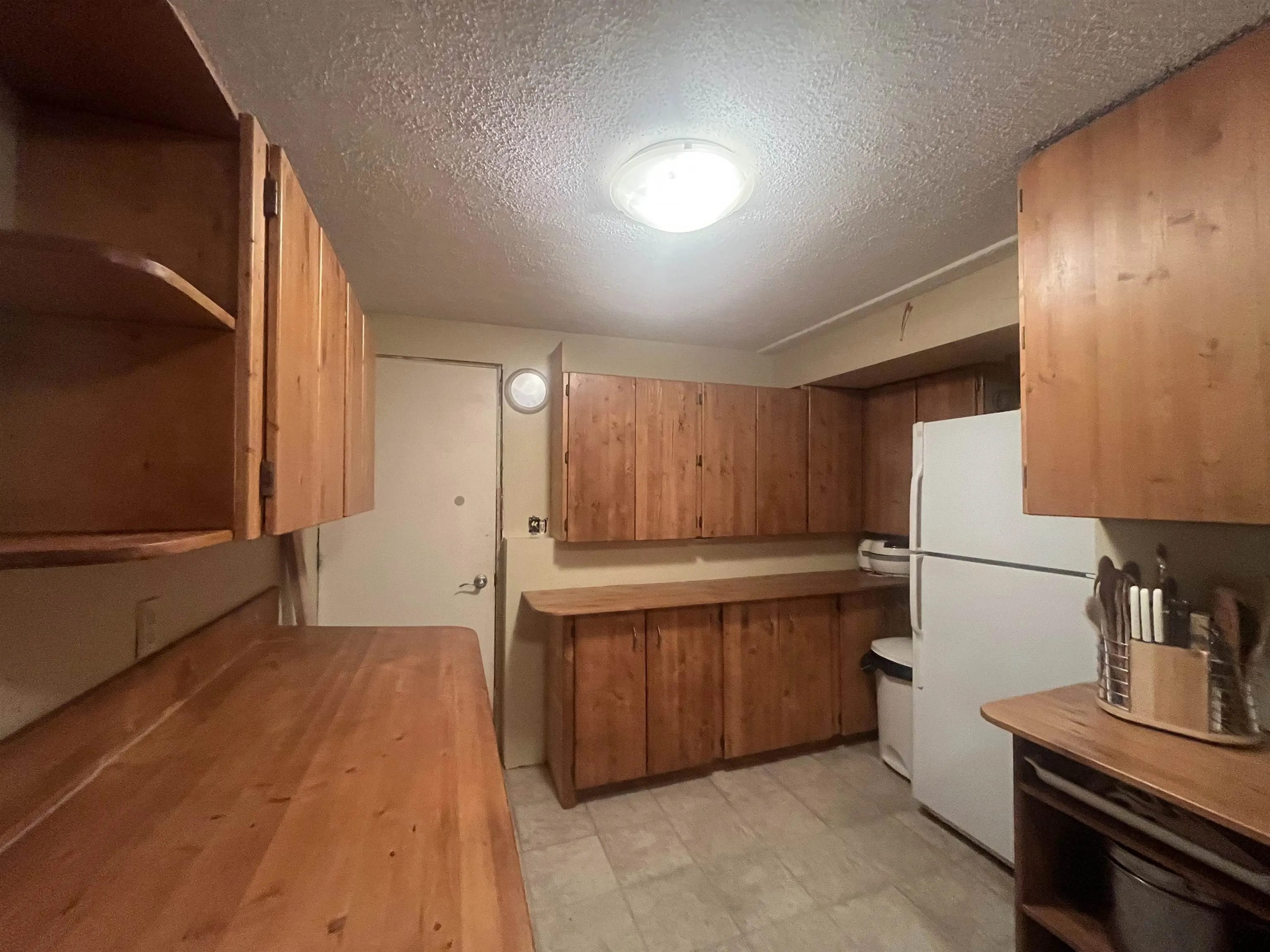 6110 Glenmore Drive