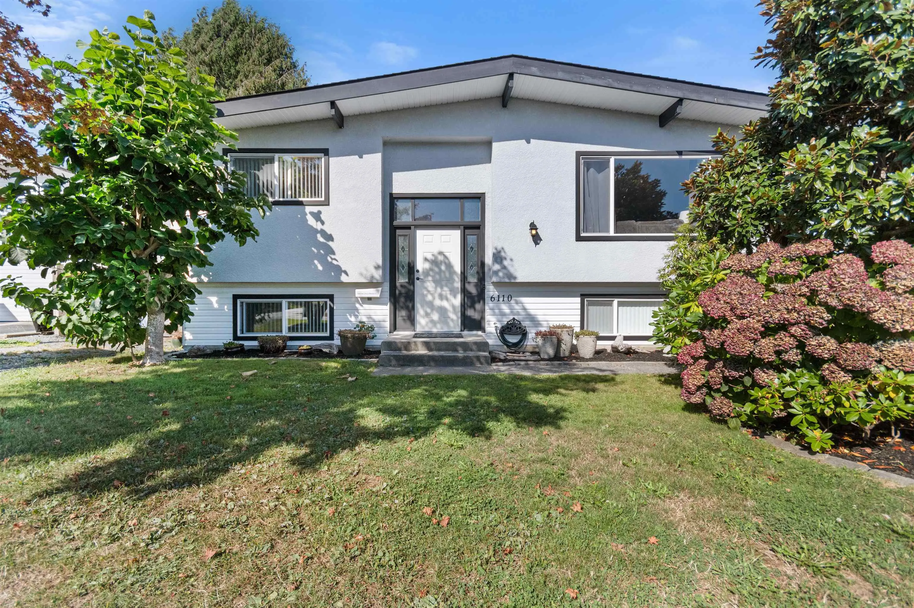 6110 Glenmore Drive